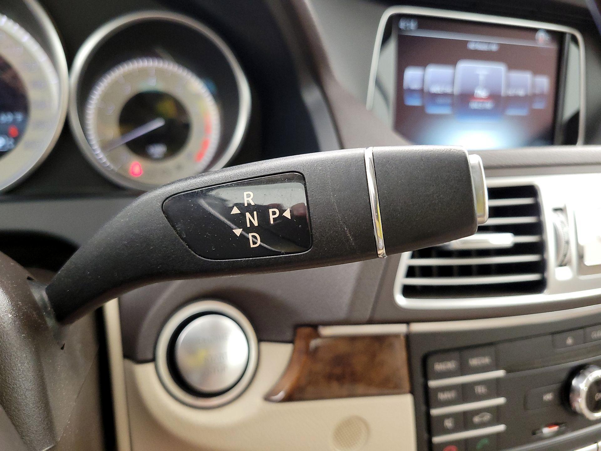 Thumbnail: 2016 Mercedes-Benz E-Class - 18