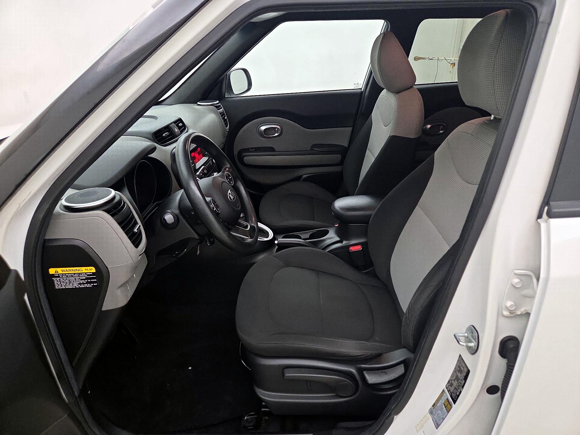 Thumbnail: 2015 Kia Soul - 11