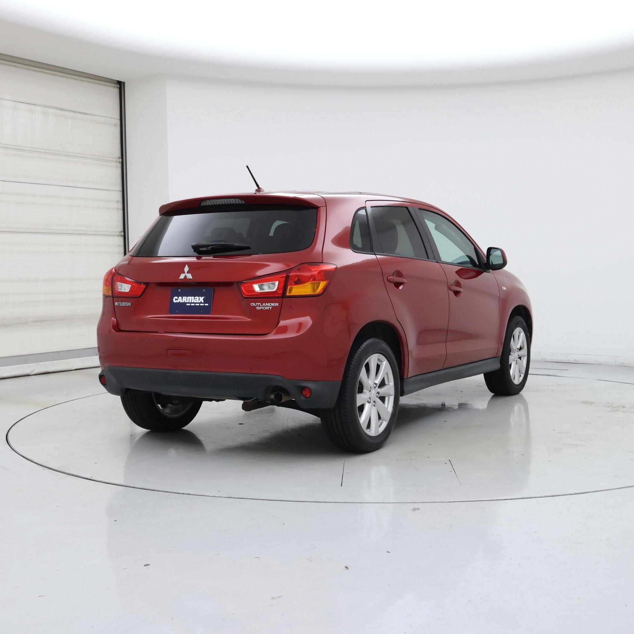 Thumbnail: 2015 Mitsubishi Outlander Sport - 8