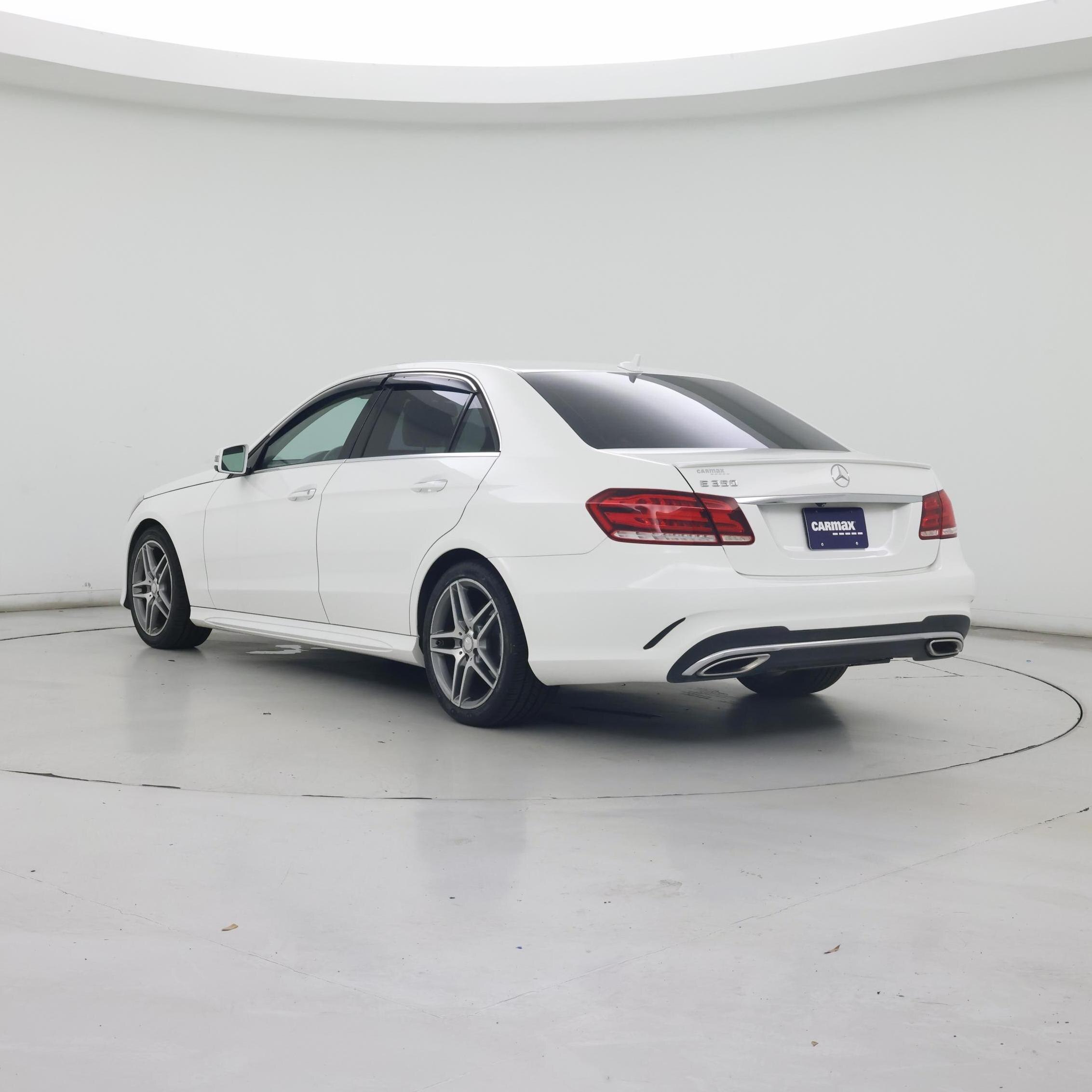 Thumbnail: 2016 Mercedes-Benz E-Class - 2