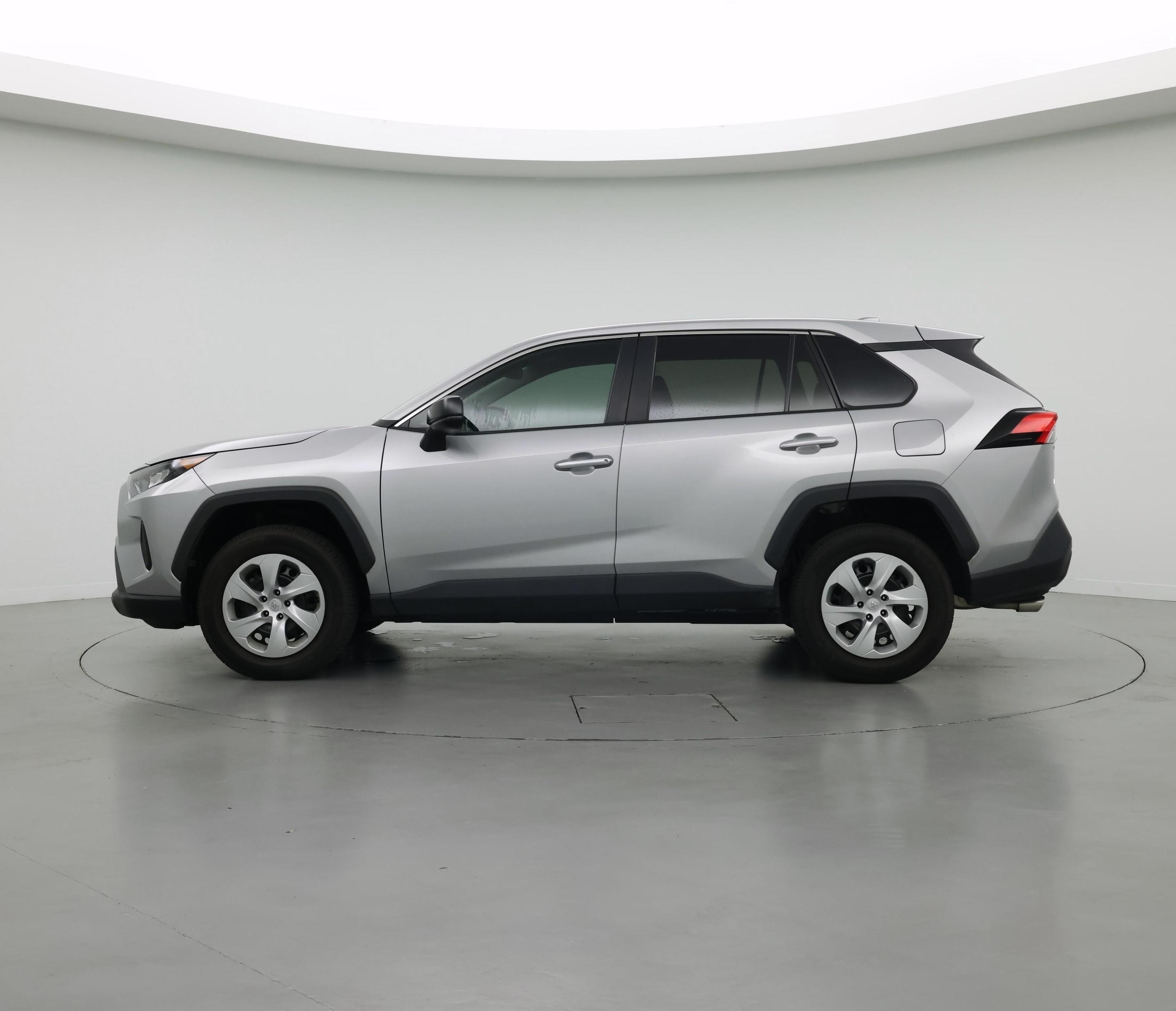 Thumbnail: 2022 Toyota RAV4 - 3