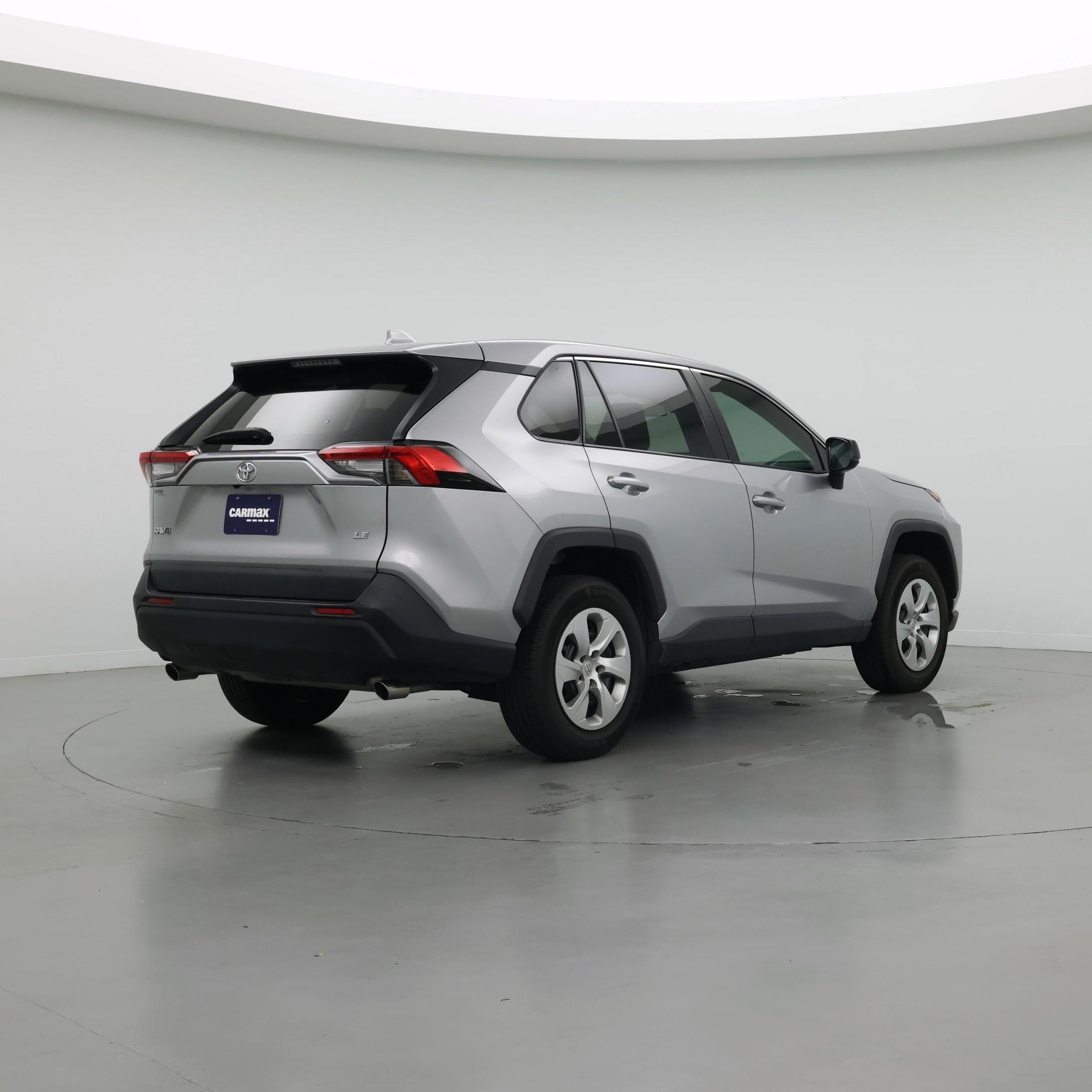 Thumbnail: 2022 Toyota RAV4 - 8
