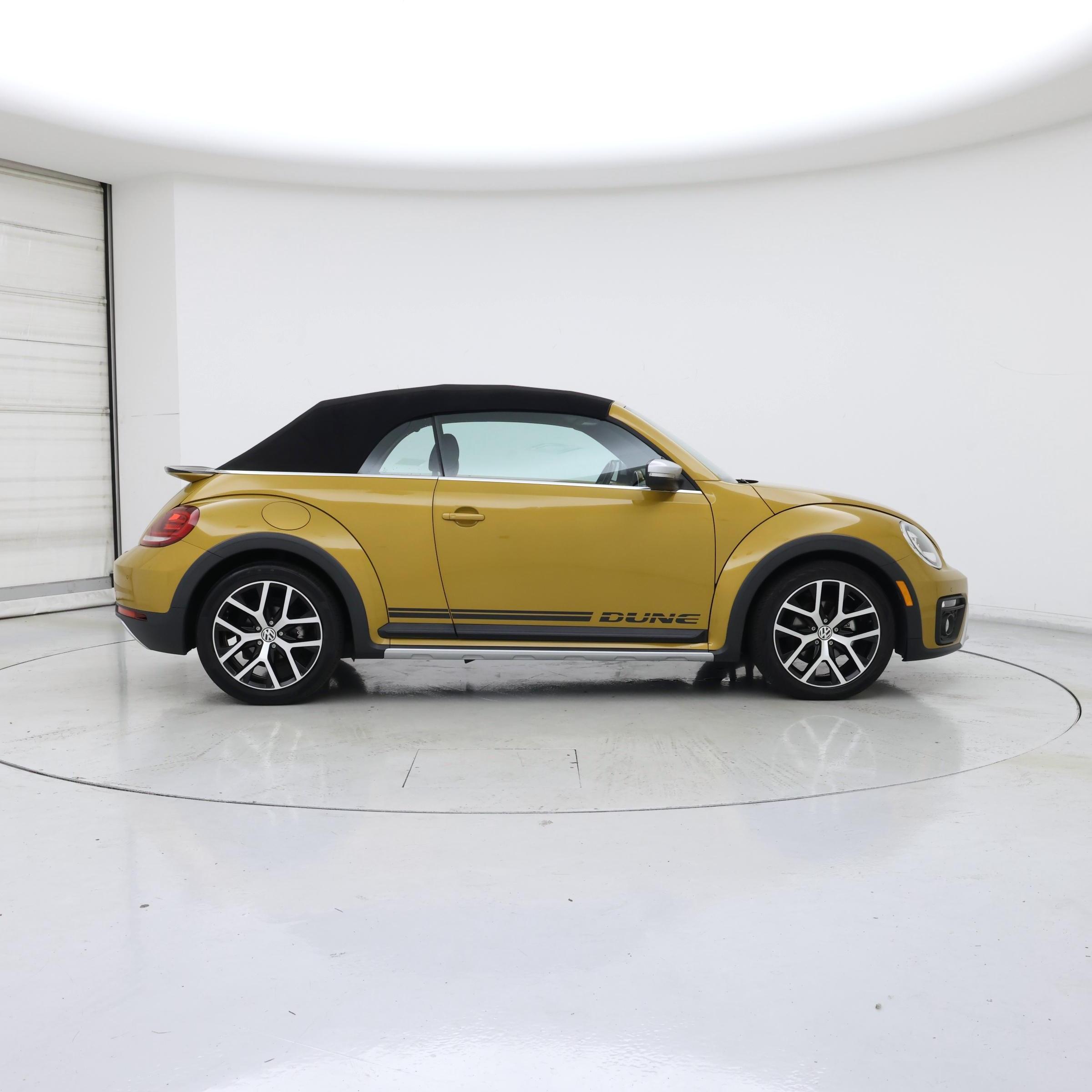 Thumbnail: 2017 Volkswagen Beetle - 7