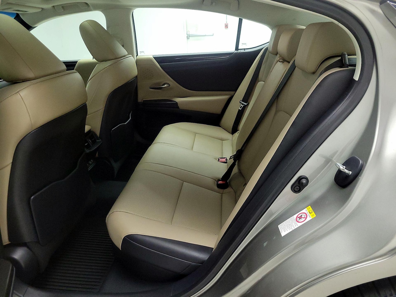 2019 Lexus ES Hybrid 300h - Photo 22