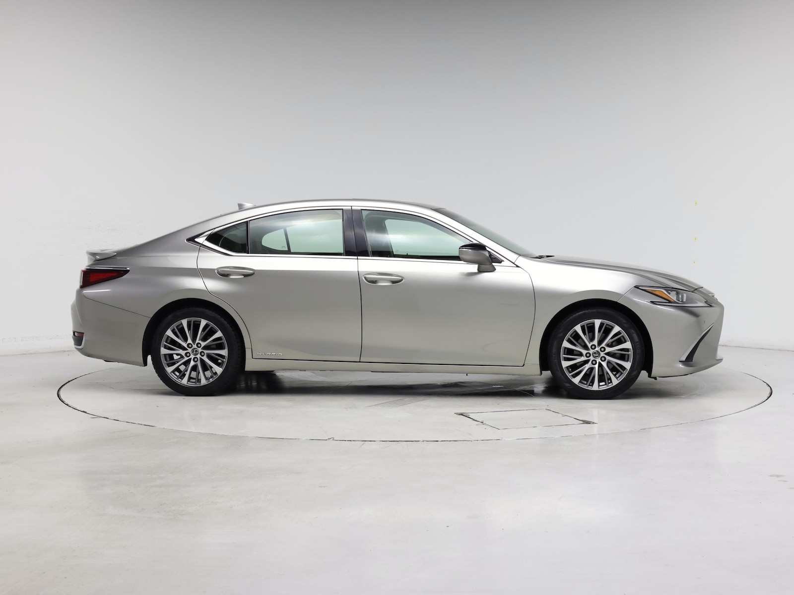 2019 Lexus ES Hybrid 300h - Photo 8