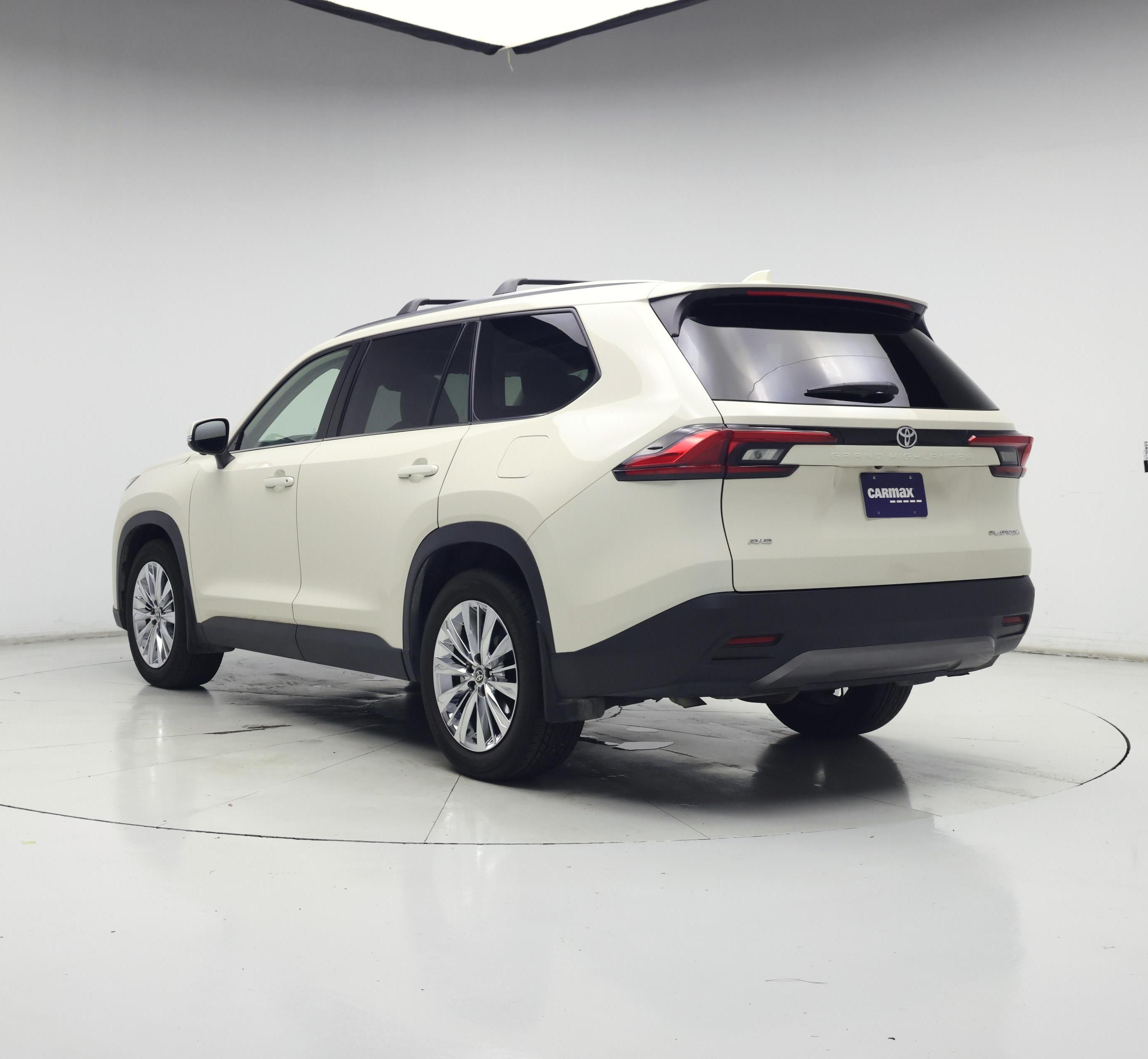 Thumbnail: 2024 Toyota Grand Highlander - 2