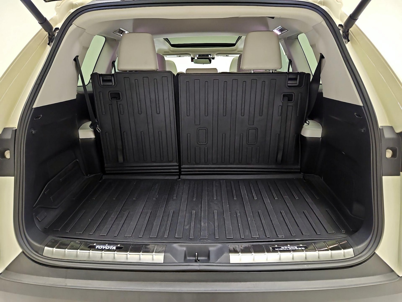 2024 Toyota Grand Highlander Platinum - Photo 23