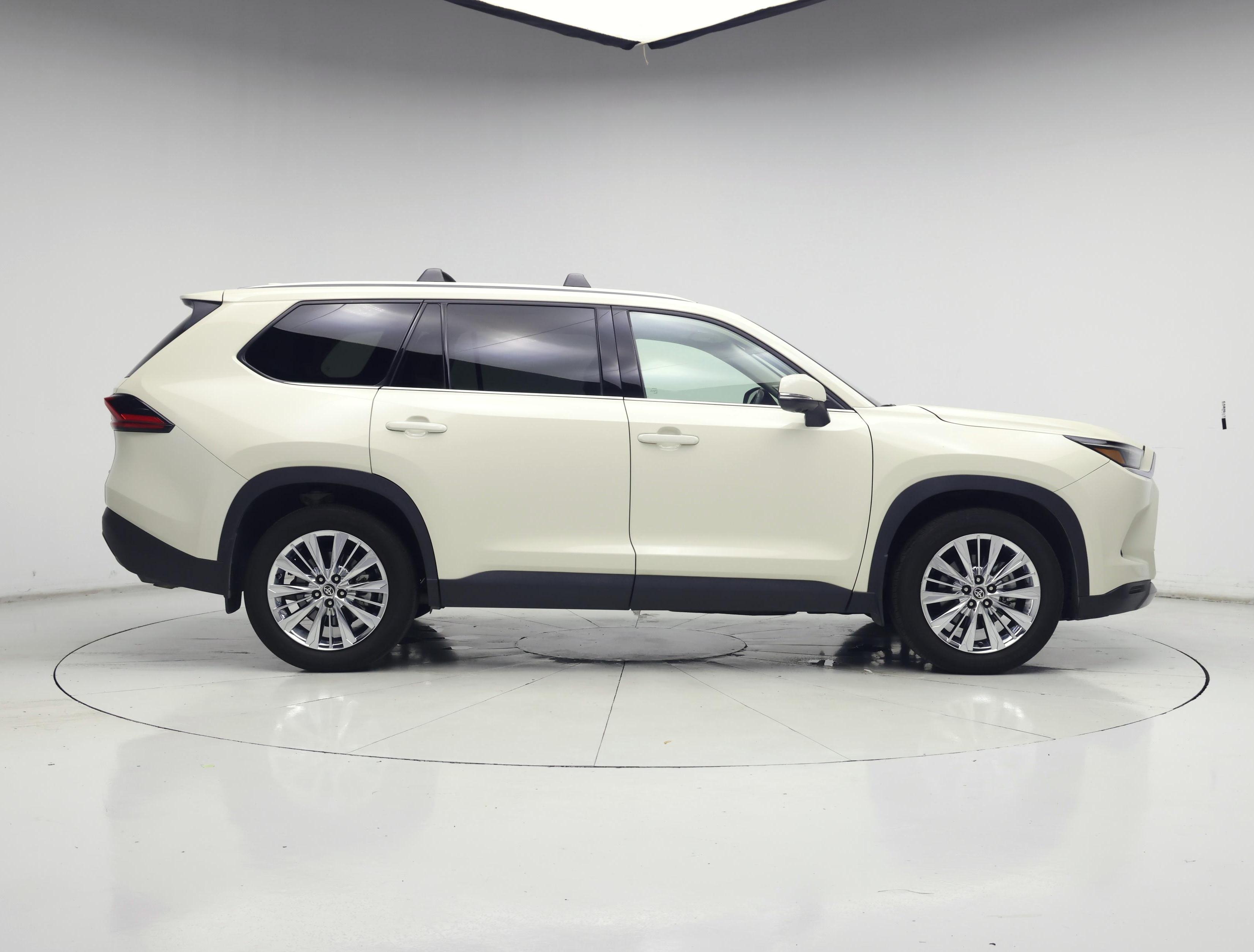 Thumbnail: 2024 Toyota Grand Highlander - 7