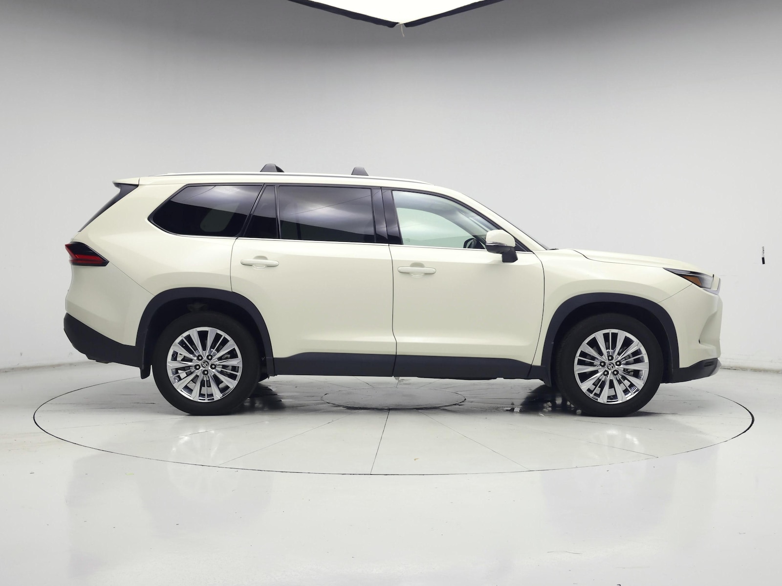 2024 Toyota Grand Highlander Platinum - Photo 8