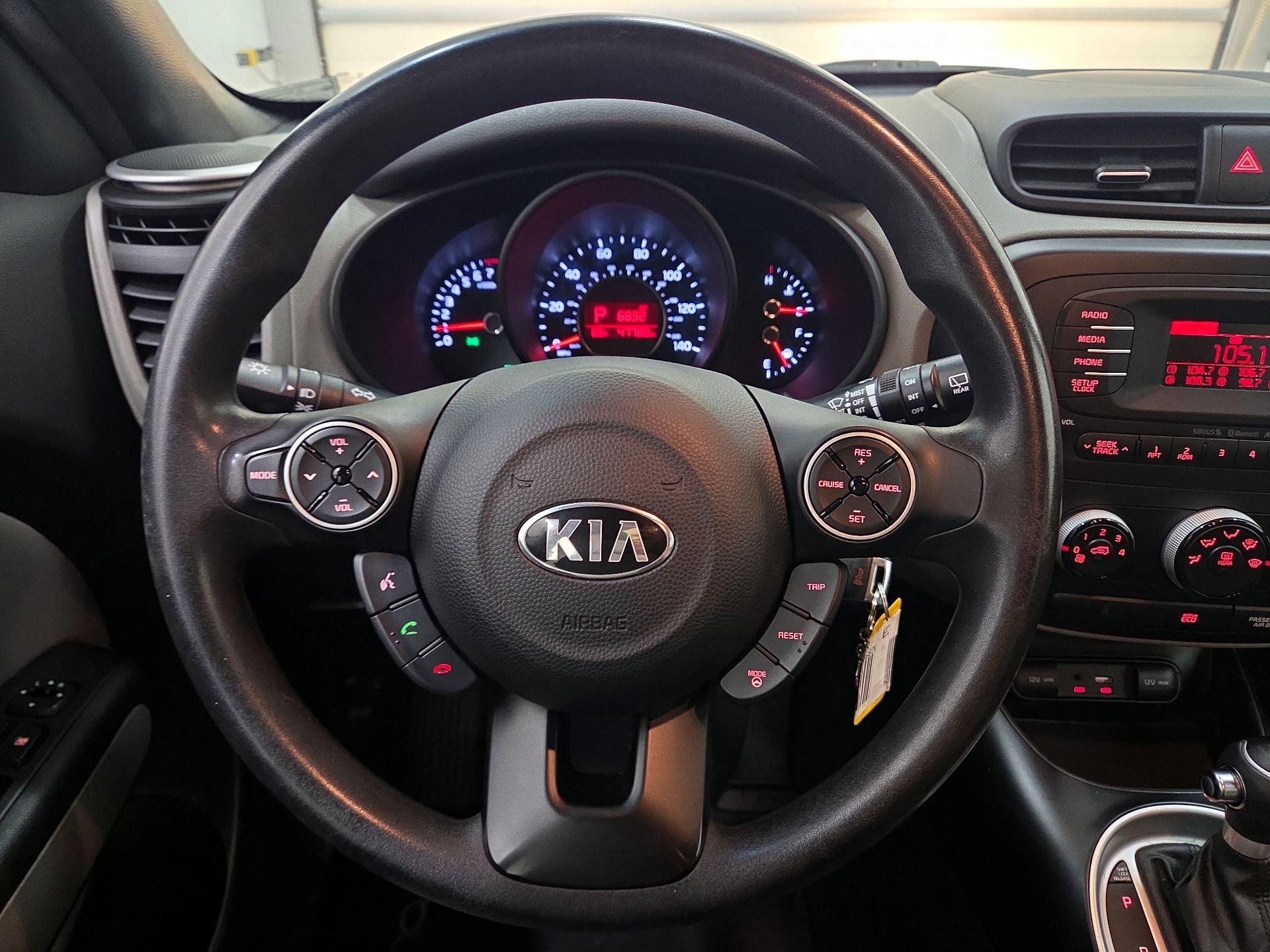 Thumbnail: 2015 Kia Soul - 10
