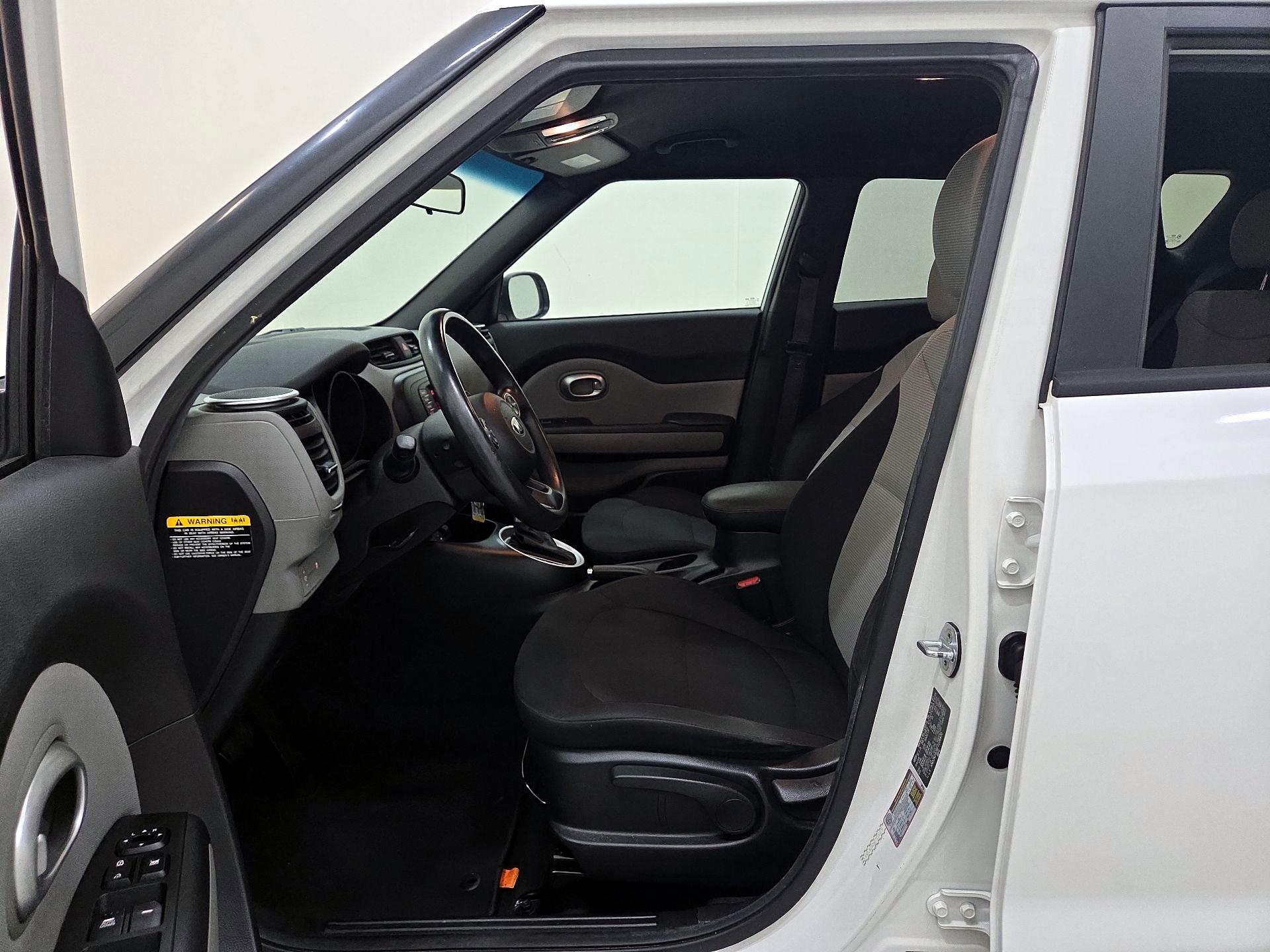 Thumbnail: 2015 Kia Soul - 11