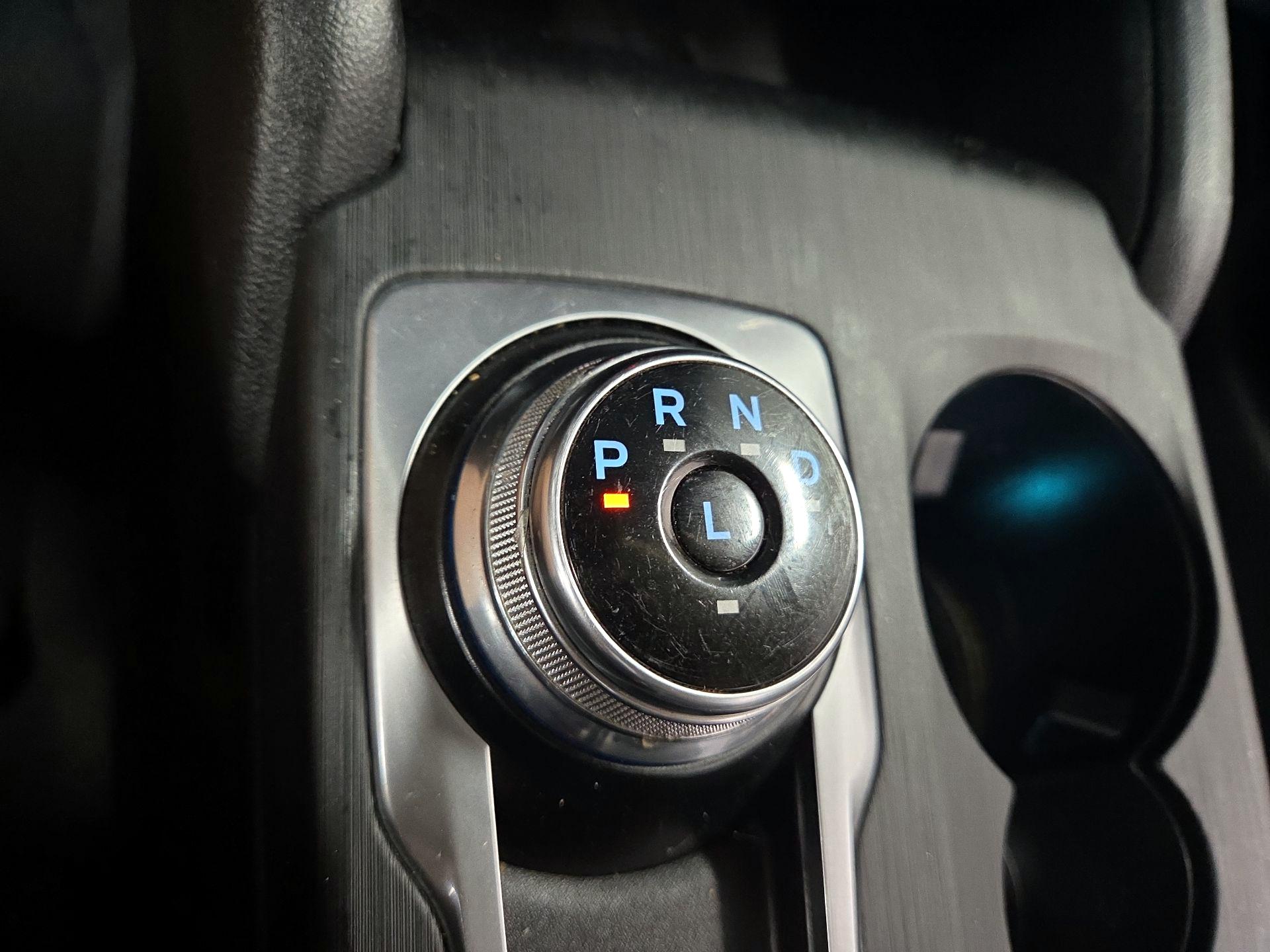 Thumbnail: 2020 Ford Escape - 16