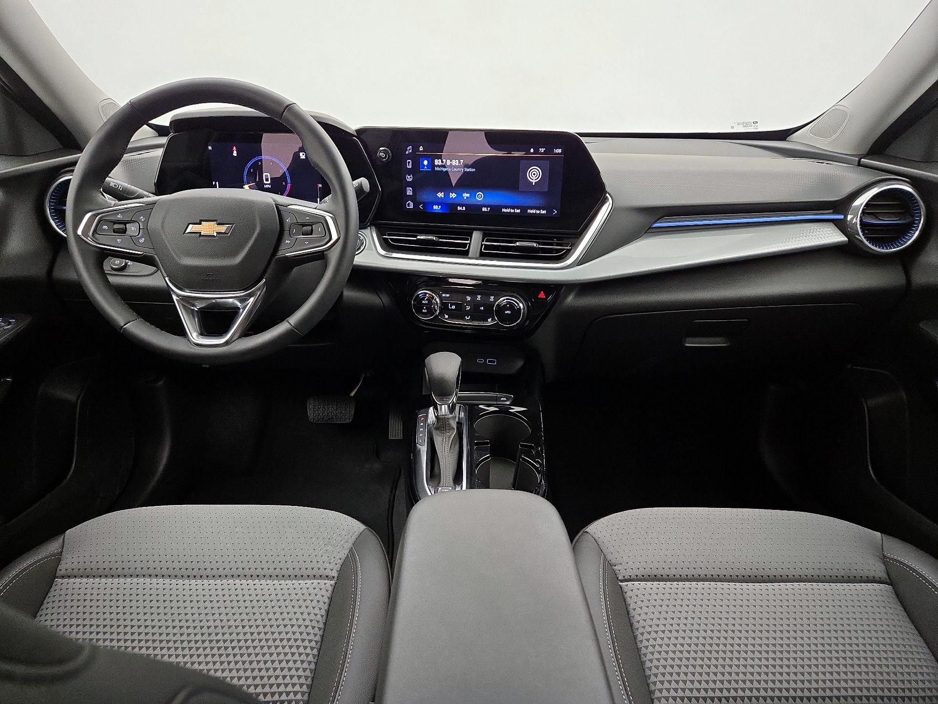 Thumbnail: 2024 Chevrolet Trax - 9