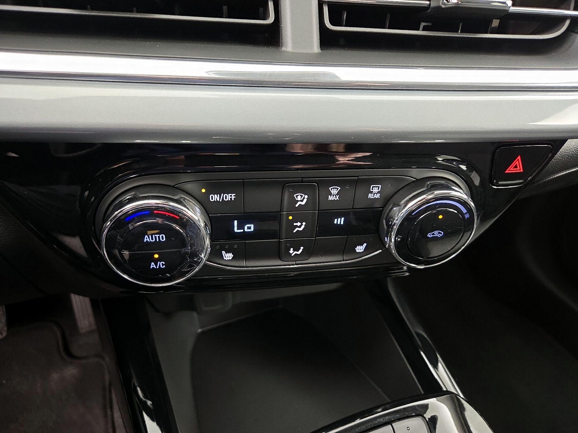 Thumbnail: 2024 Chevrolet Trax - 16