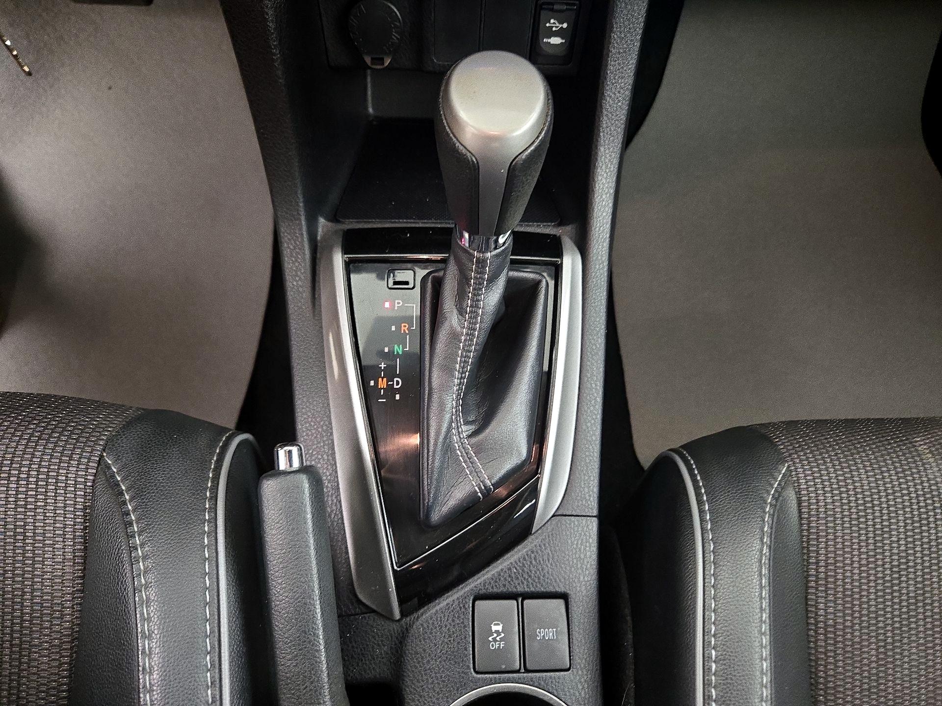 Thumbnail: 2014 Toyota Corolla - 17