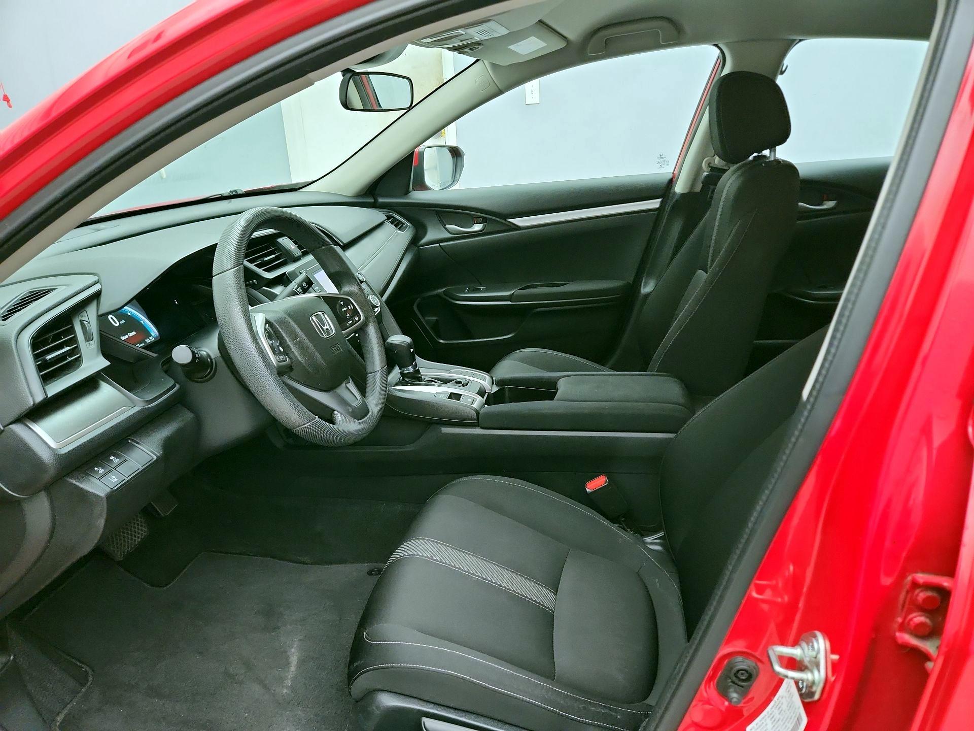 Thumbnail: 2016 Honda Civic - 11