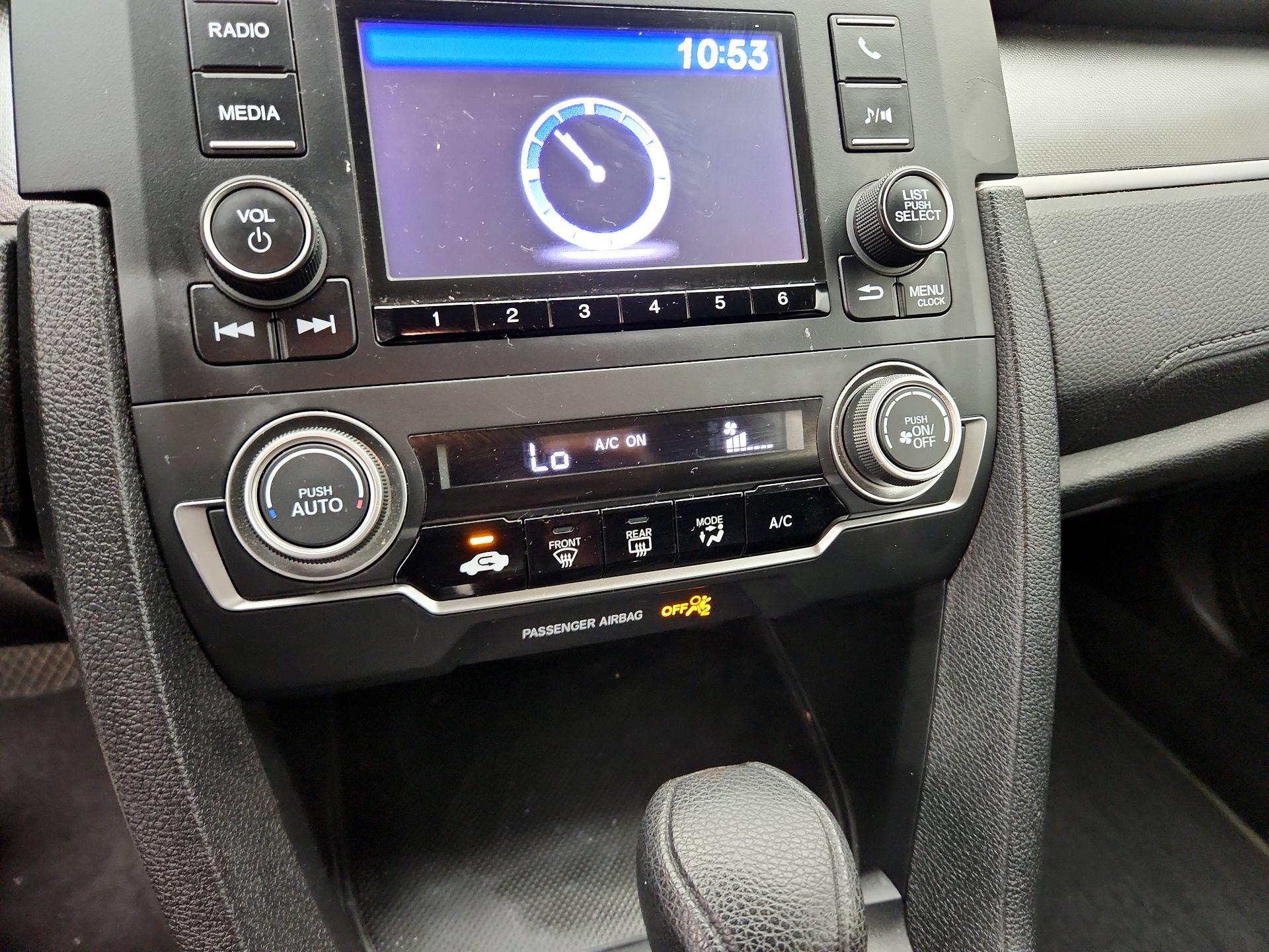 Thumbnail: 2016 Honda Civic - 16