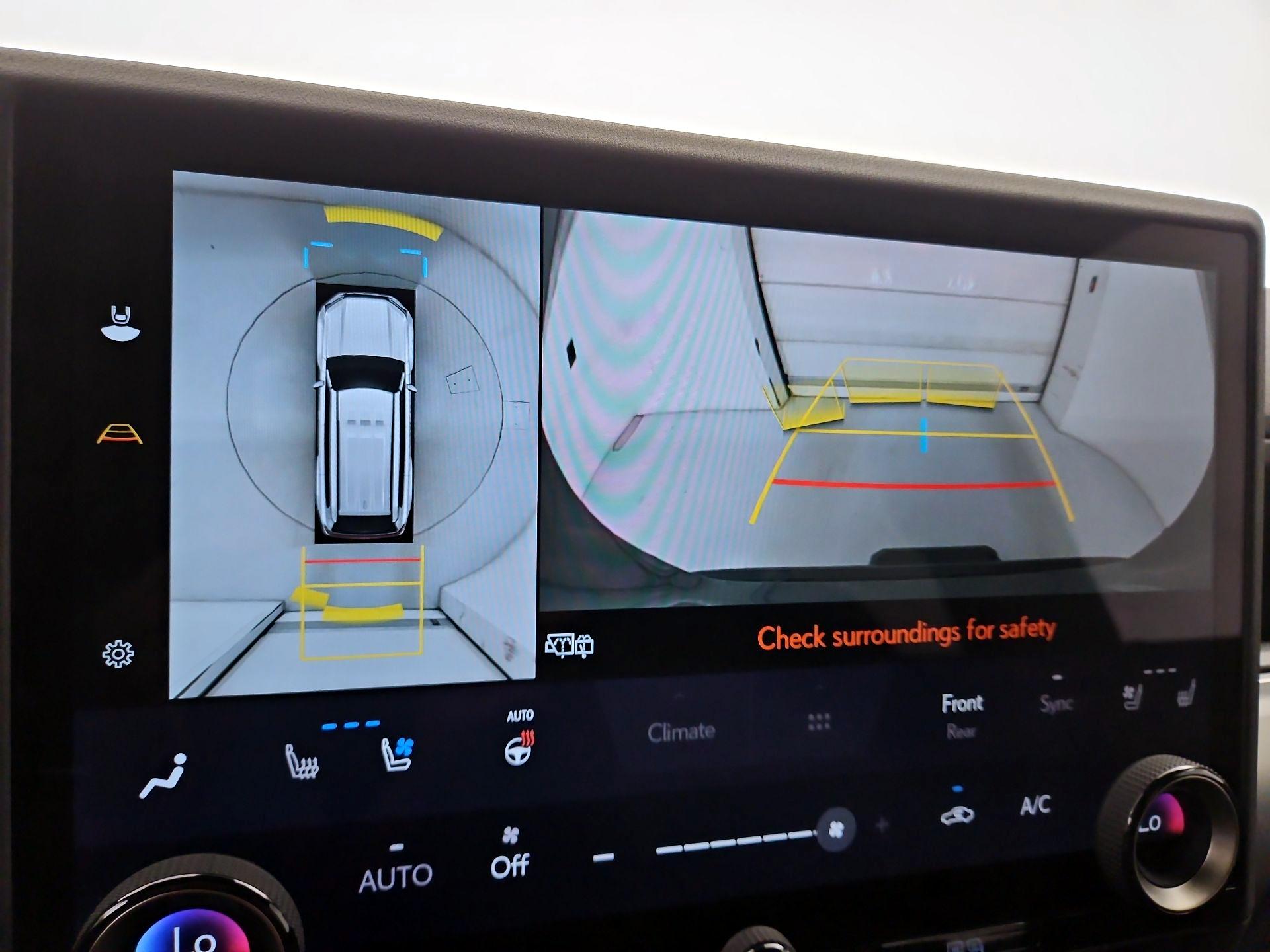 Thumbnail: 2024 Lexus GX - 14