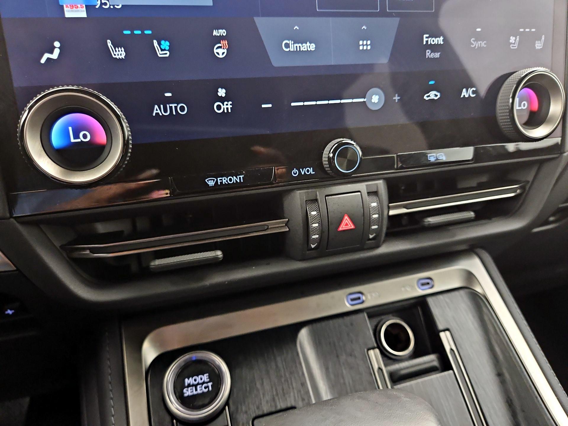 Thumbnail: 2024 Lexus GX - 16