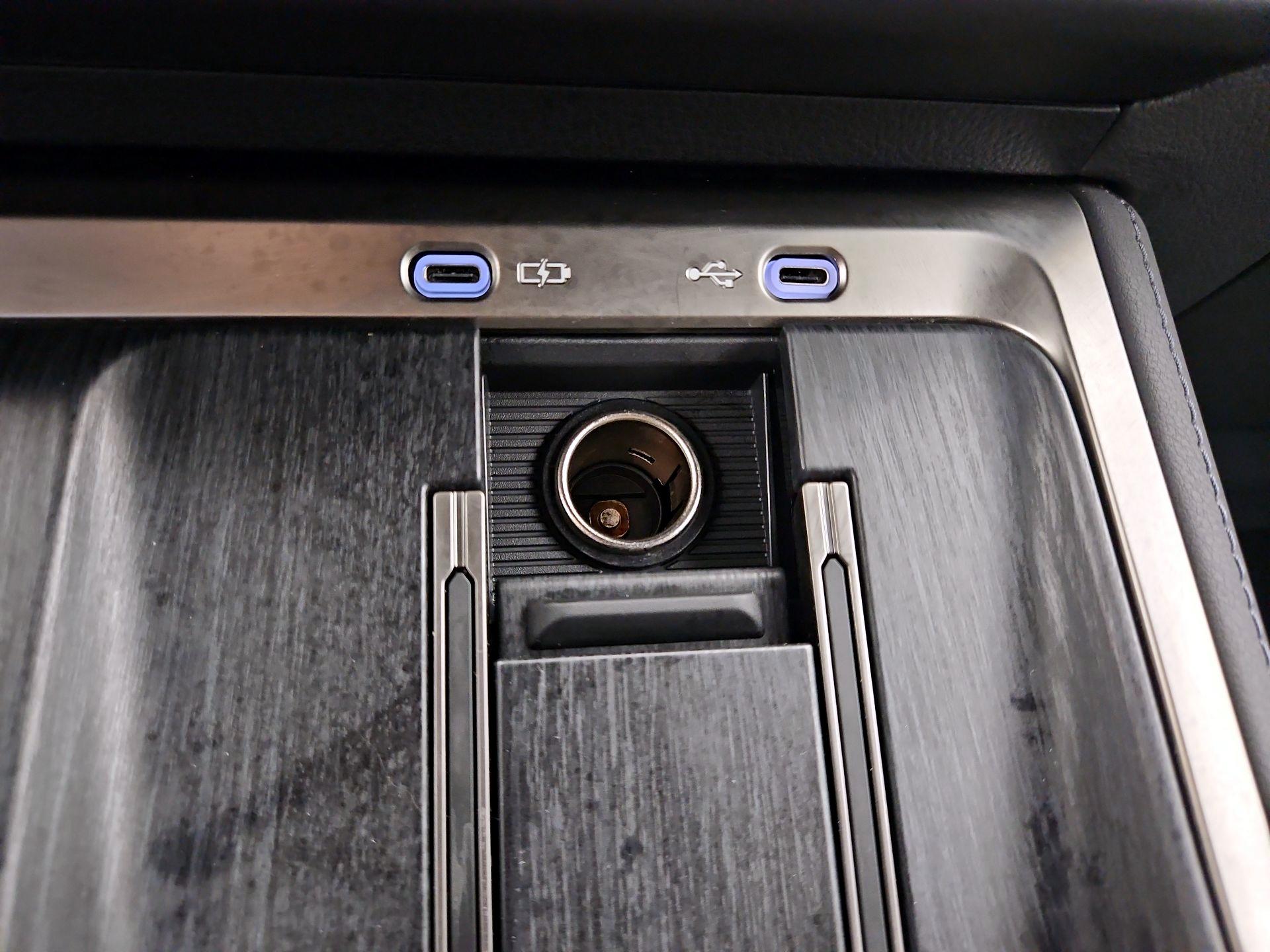 Thumbnail: 2024 Lexus GX - 18