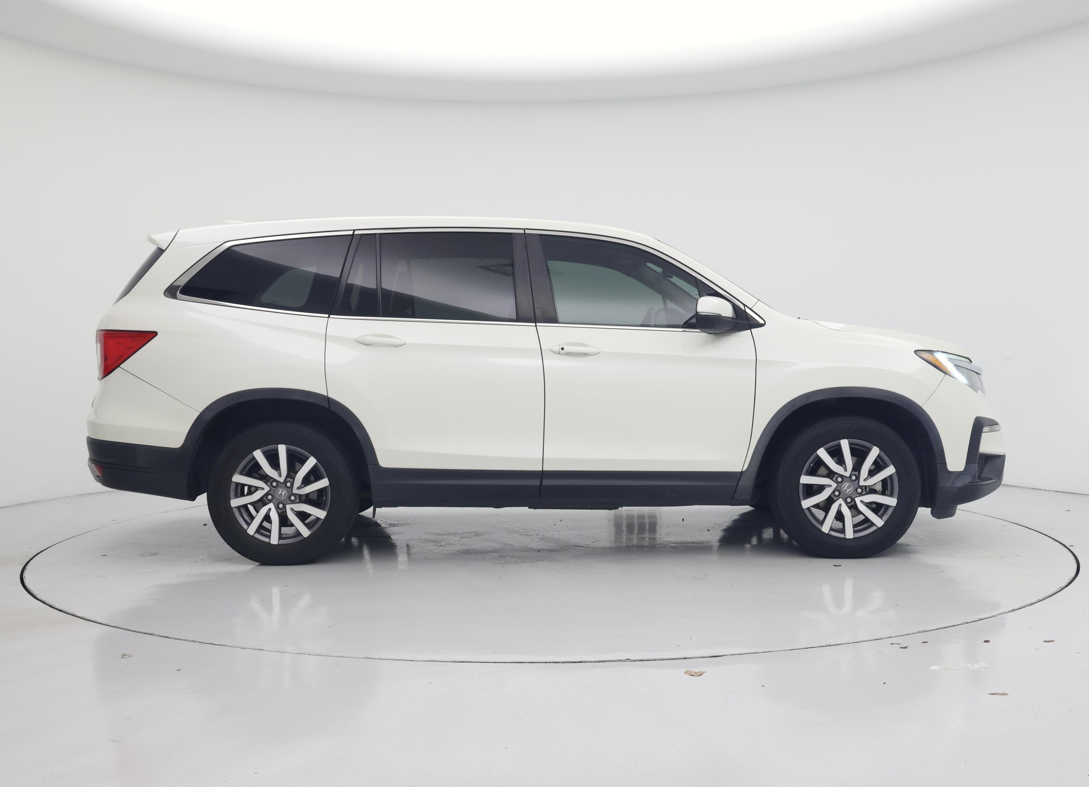 Thumbnail: 2019 Honda Pilot - 7