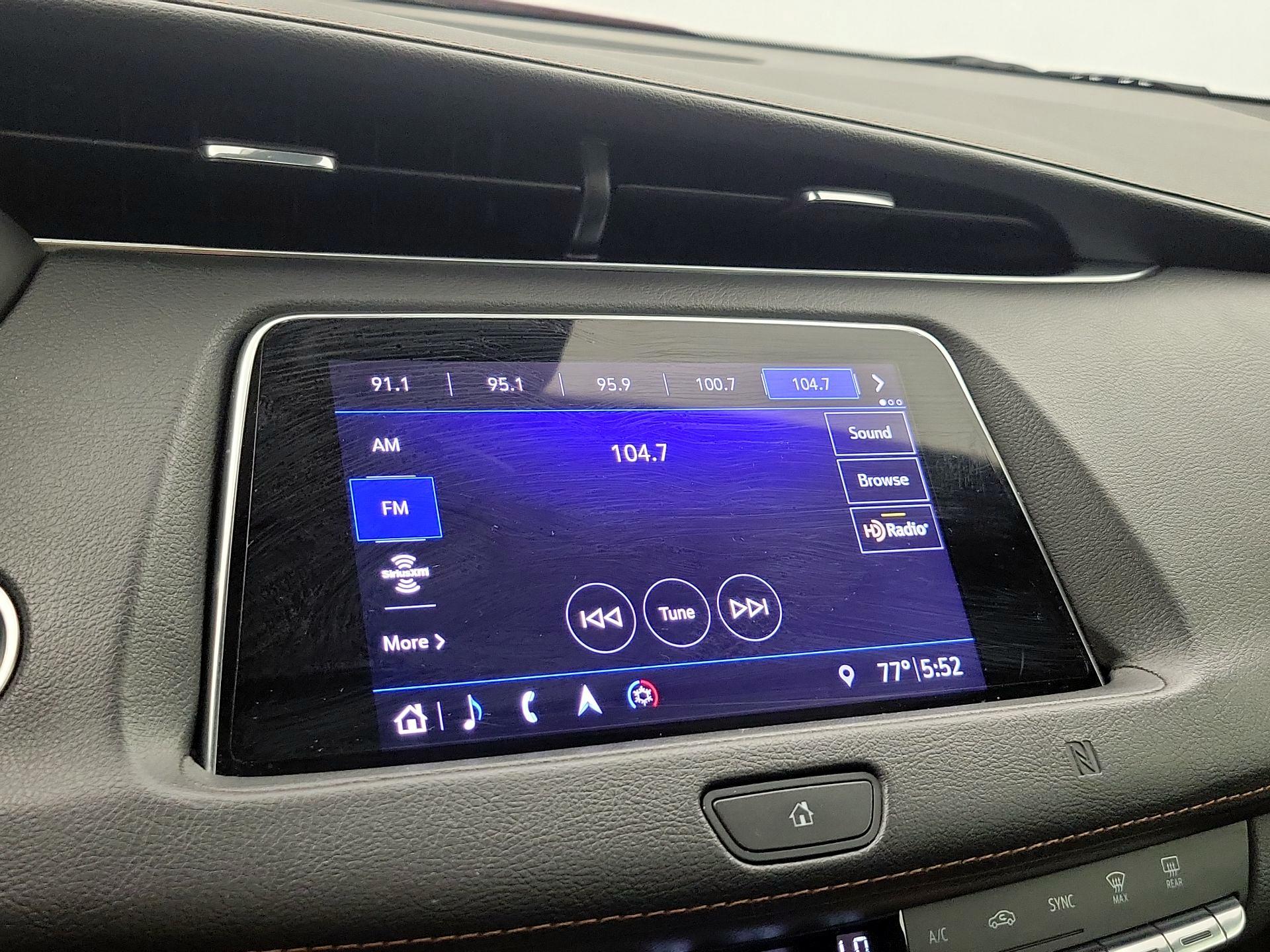 Thumbnail: 2019 Cadillac XT4 - 16