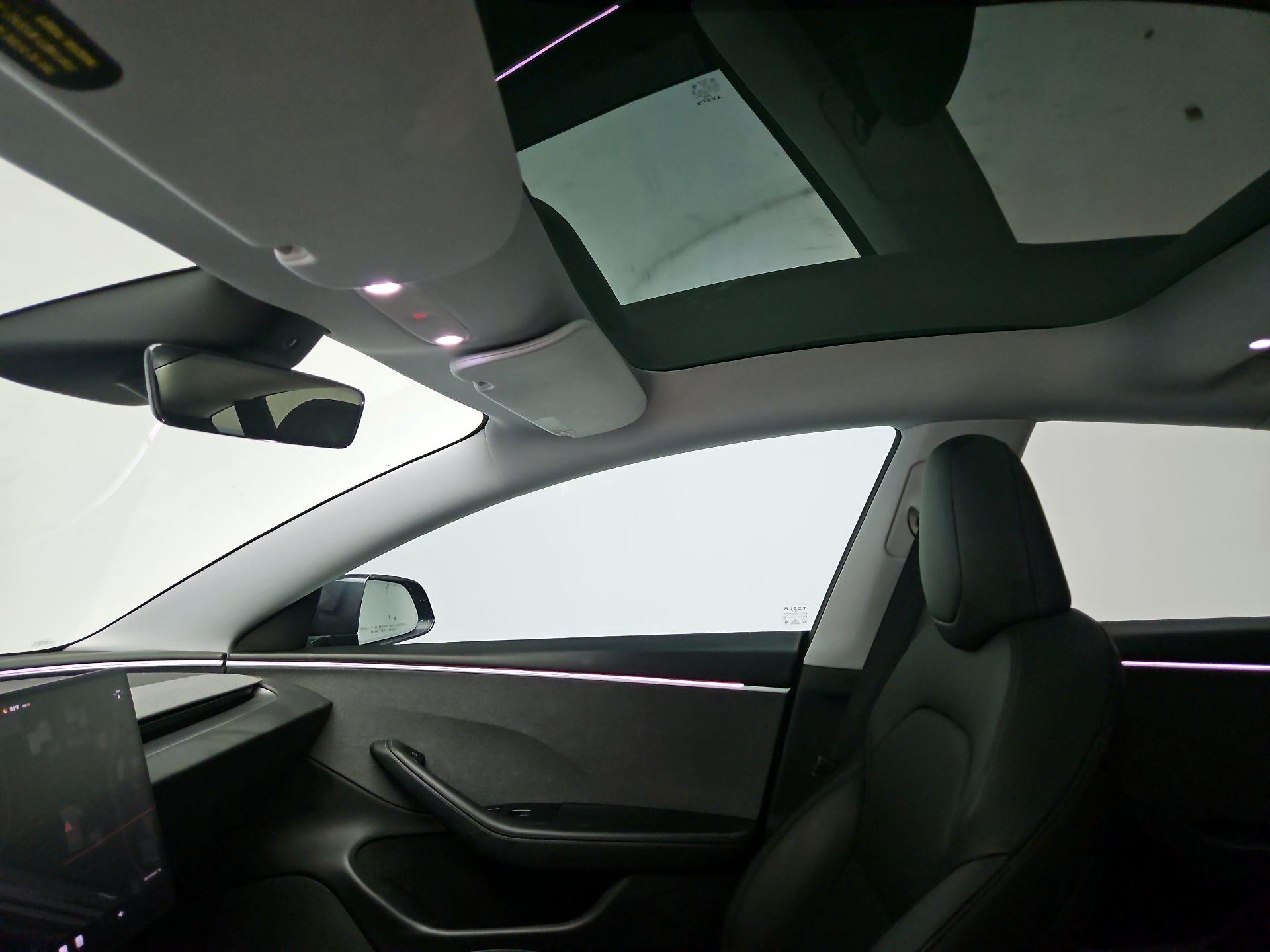 Thumbnail: 2024 Tesla Model 3 - 18