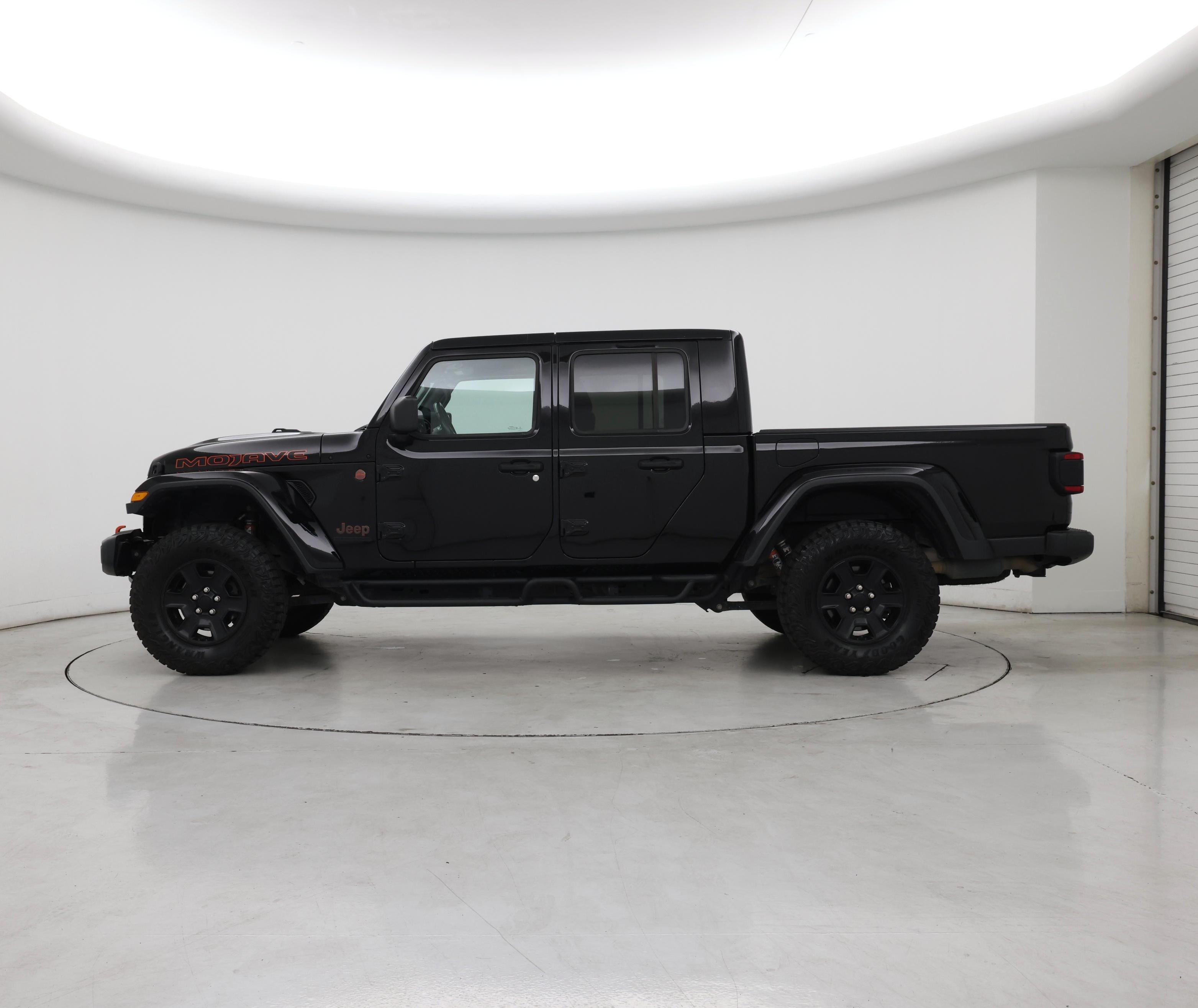 Thumbnail: 2020 Jeep Gladiator - 3