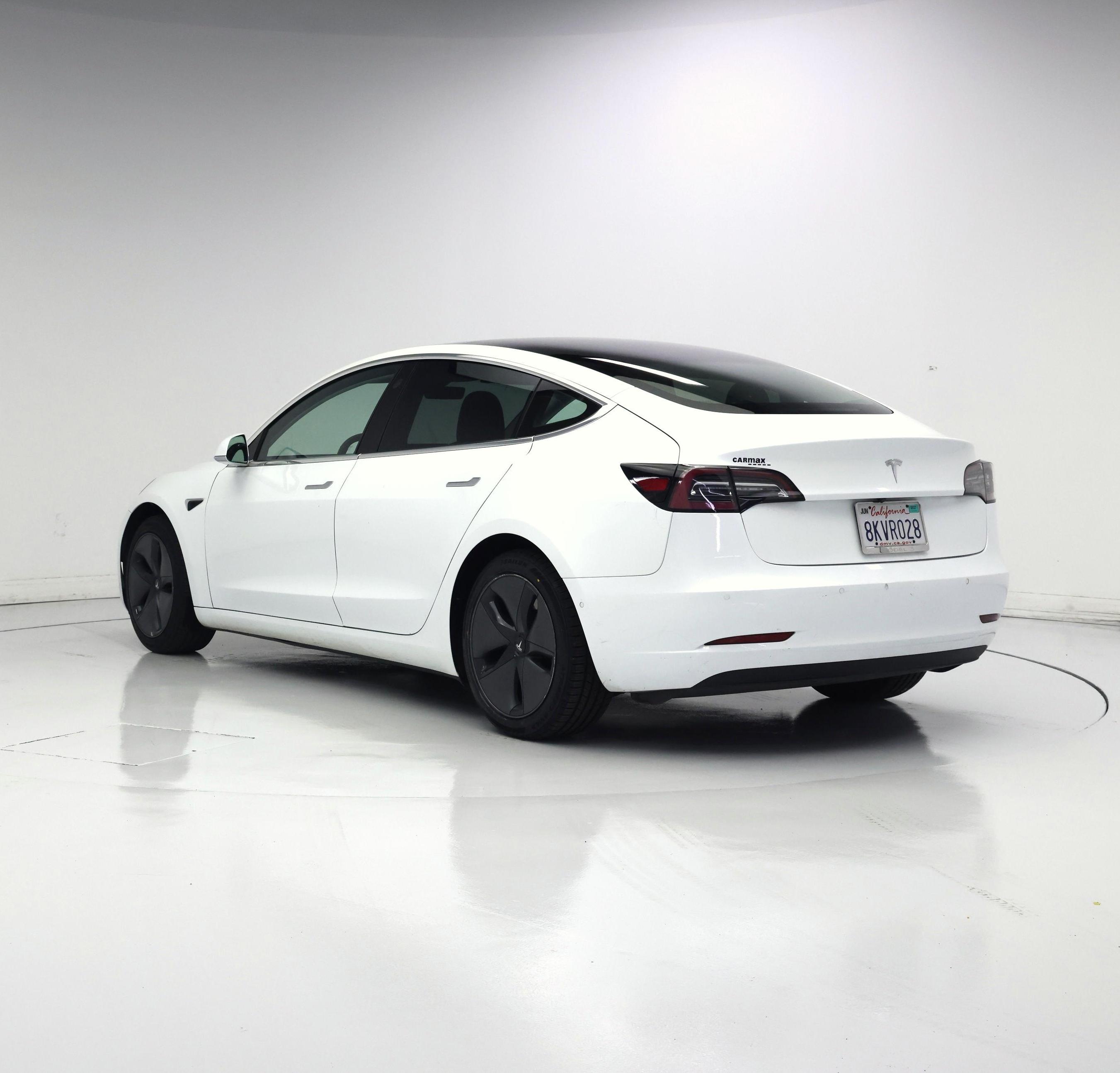 Thumbnail: 2019 Tesla Model 3 - 2