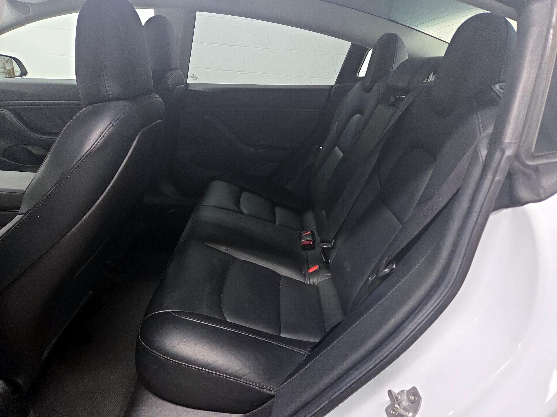 Thumbnail: 2019 Tesla Model 3 - 19