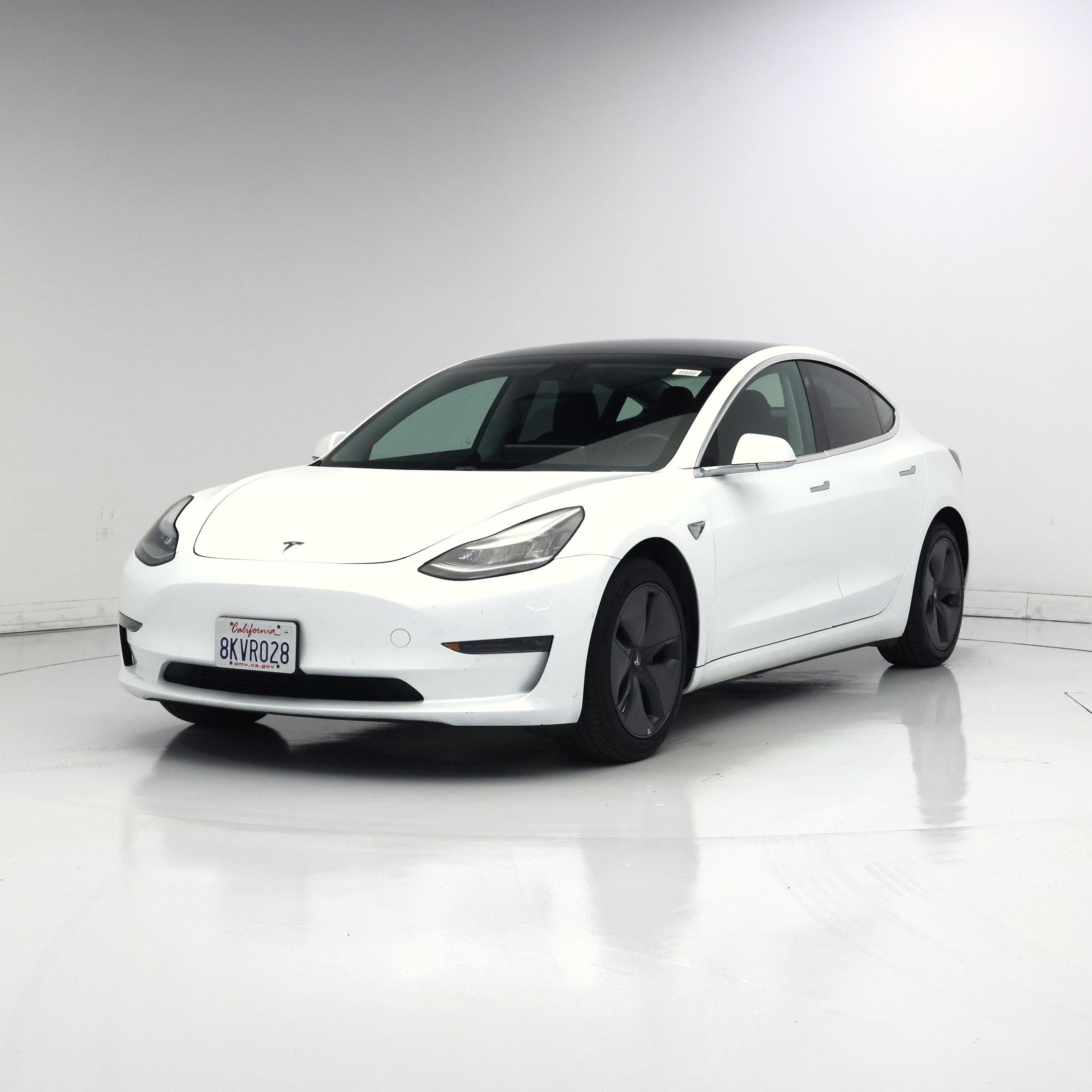 Thumbnail: 2019 Tesla Model 3 - 4
