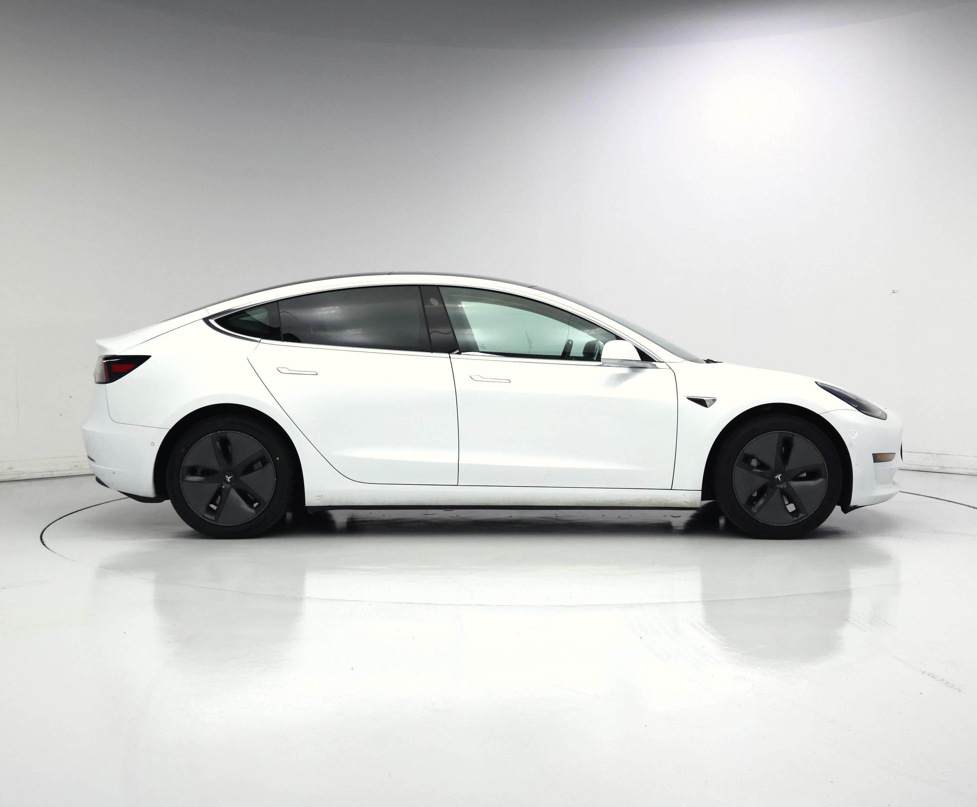 Thumbnail: 2019 Tesla Model 3 - 7