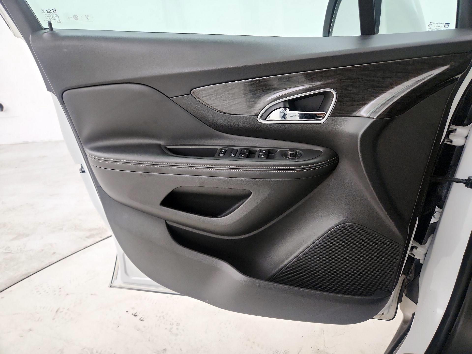 Thumbnail: 2016 Buick Encore - 12