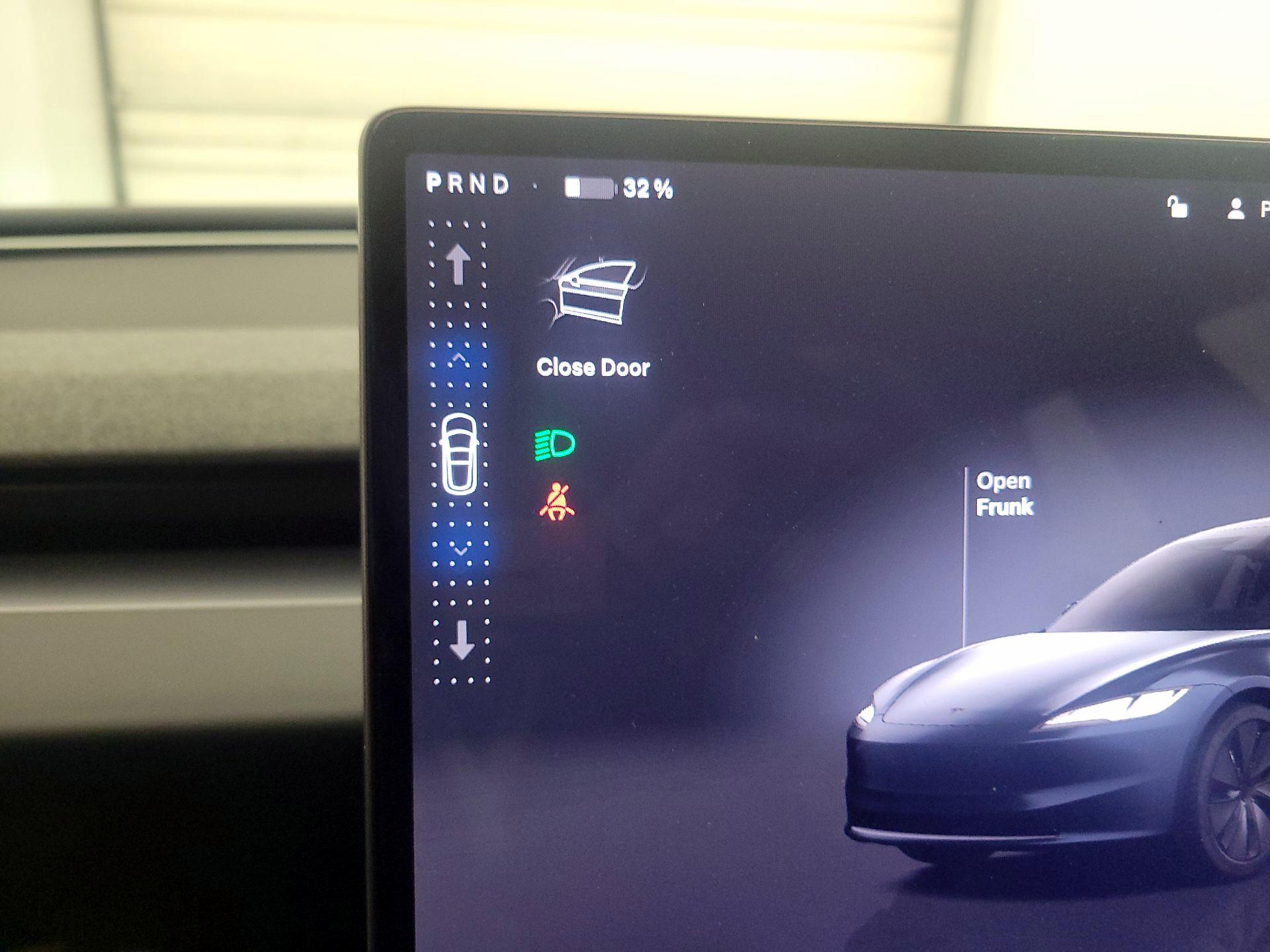 Thumbnail: 2025 Tesla Model 3 - 14