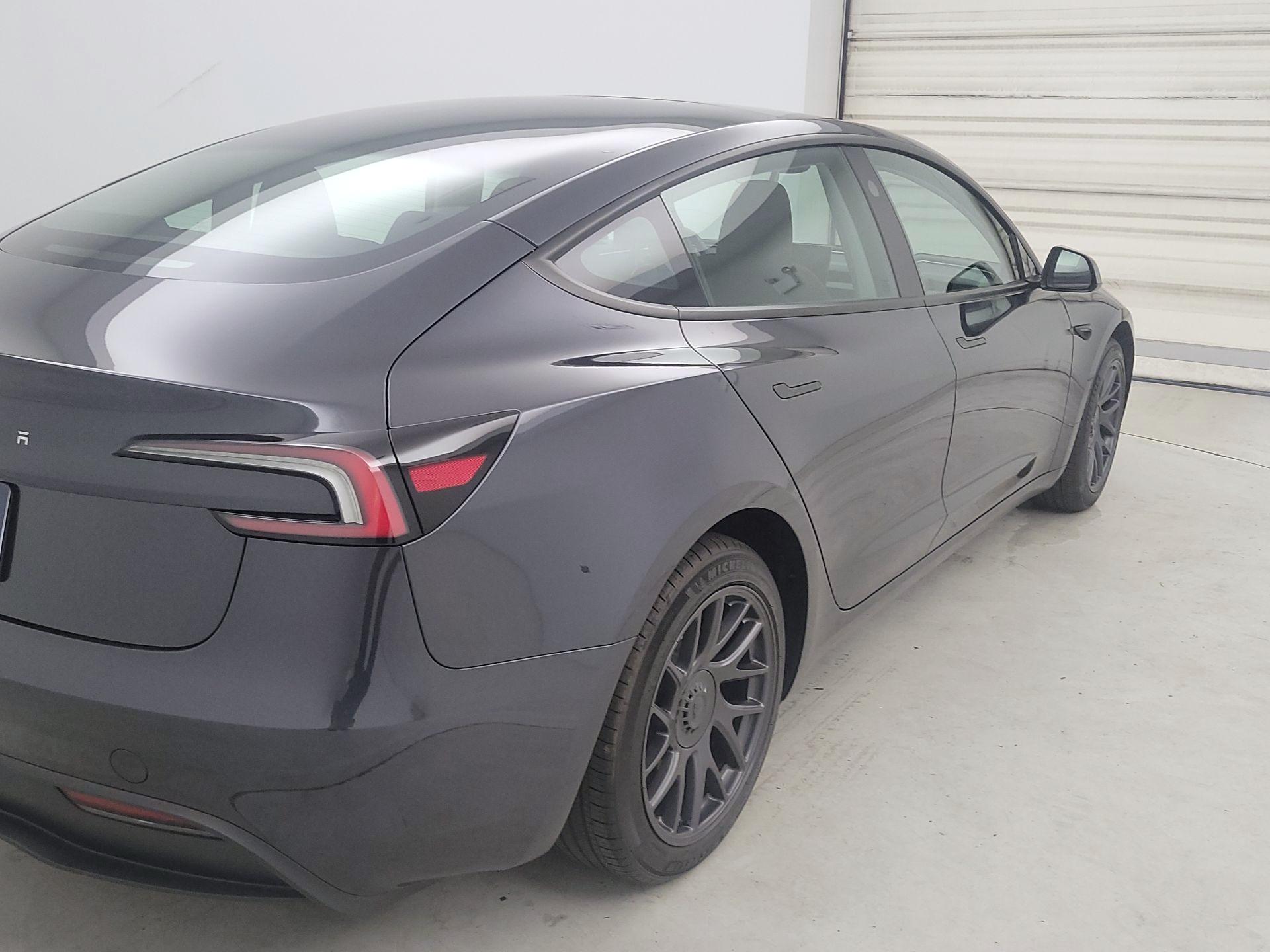 Thumbnail: 2025 Tesla Model 3 - 5