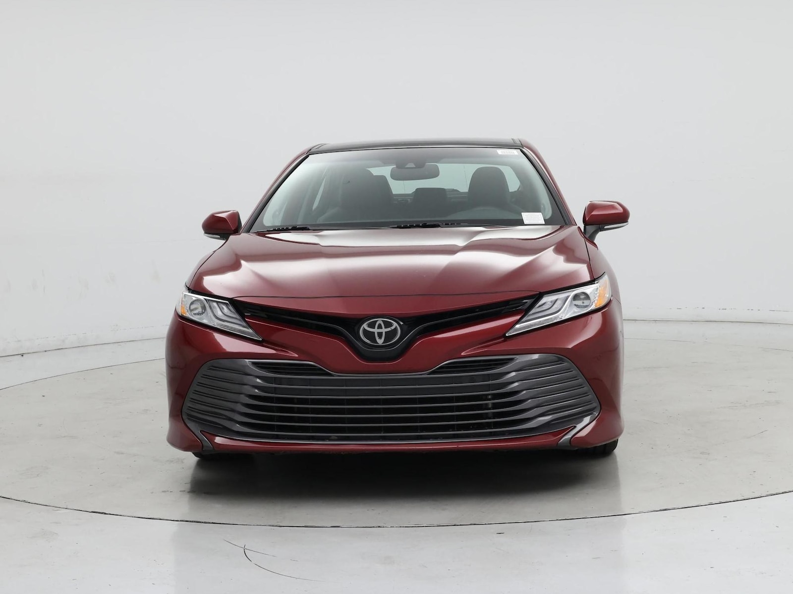 2018 Toyota Camry XLE - Photo 6
