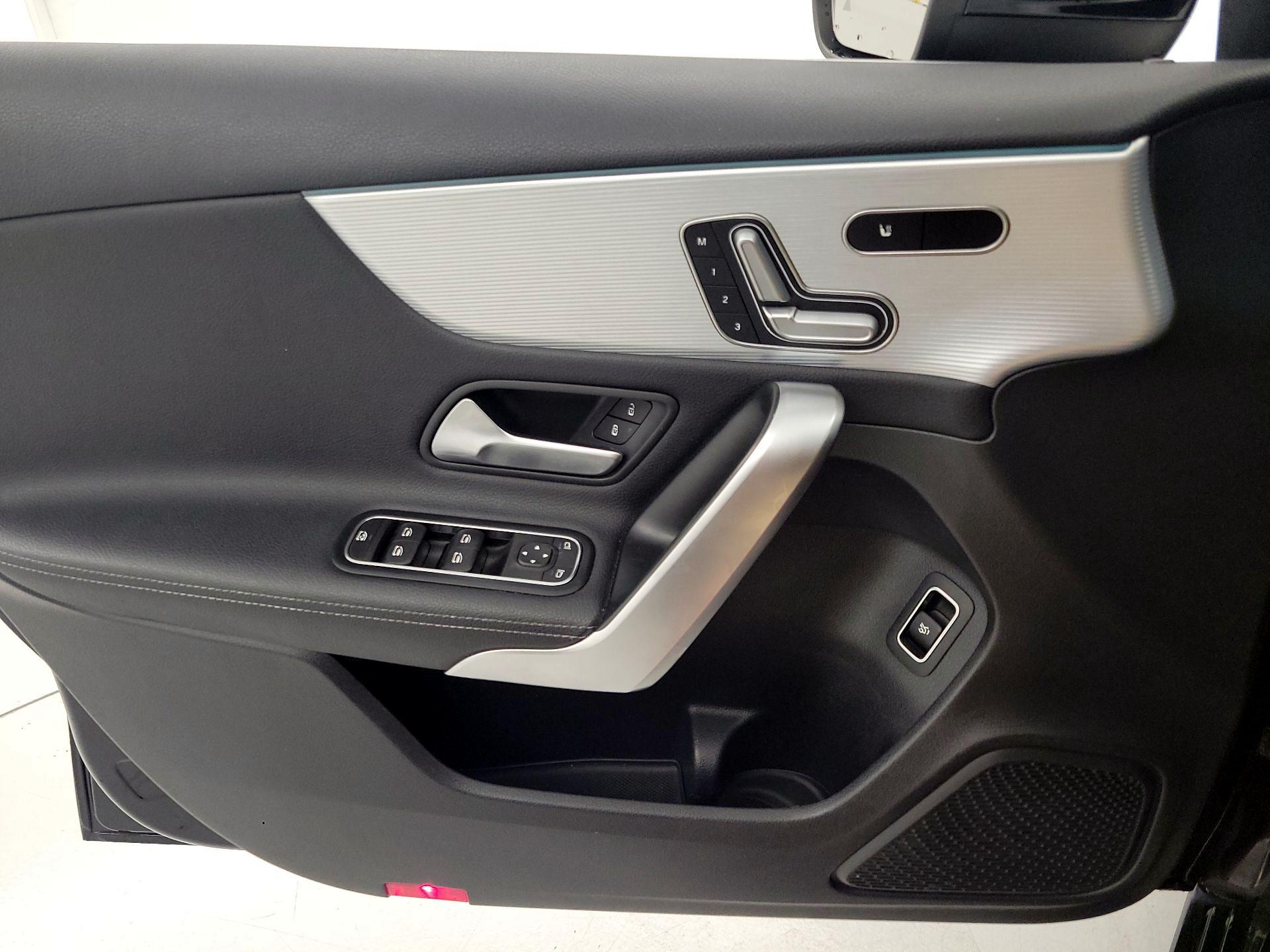 Thumbnail: 2021 Mercedes-Benz A-Class - 12