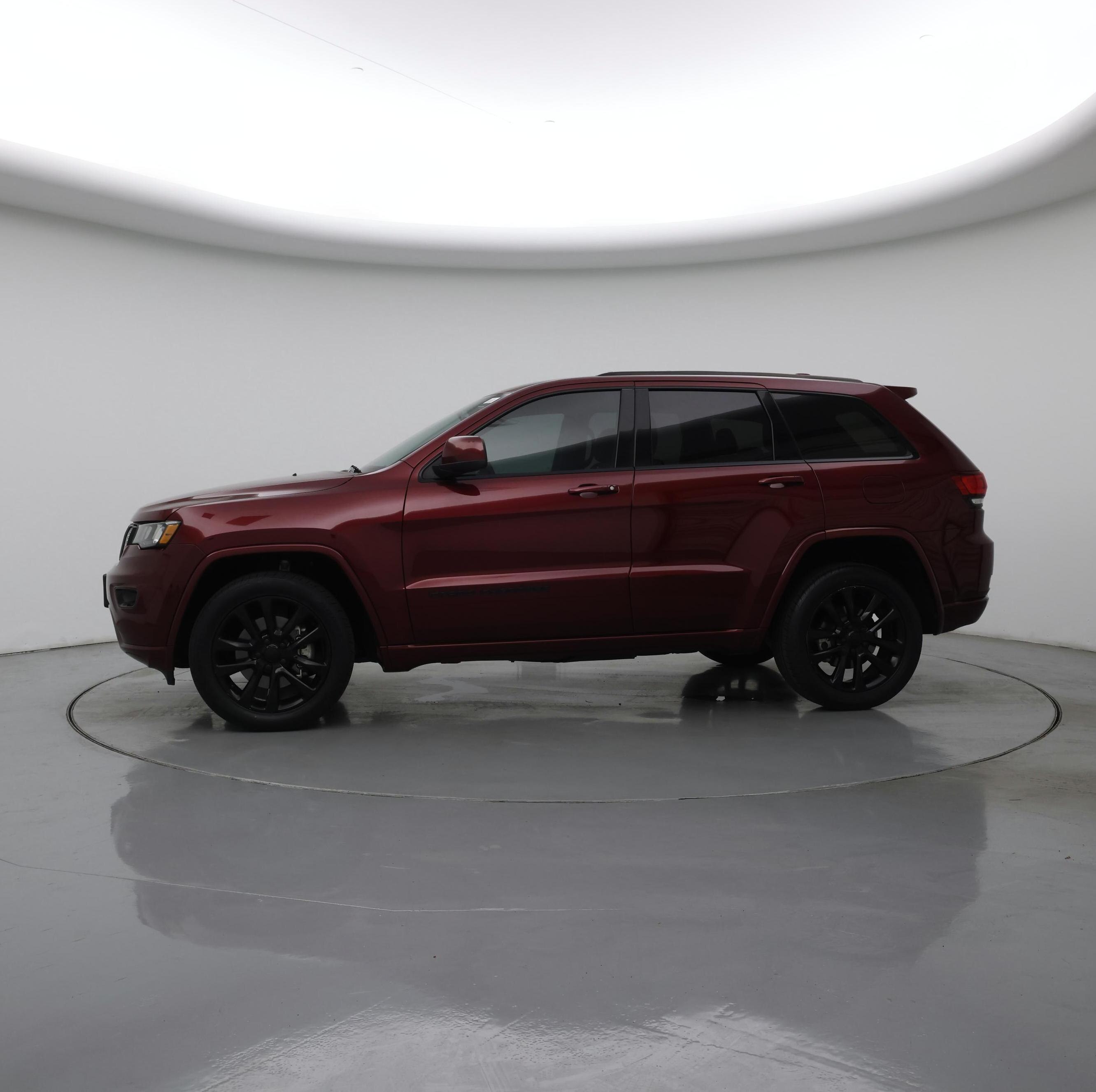 Thumbnail: 2021 Jeep Grand Cherokee - 3