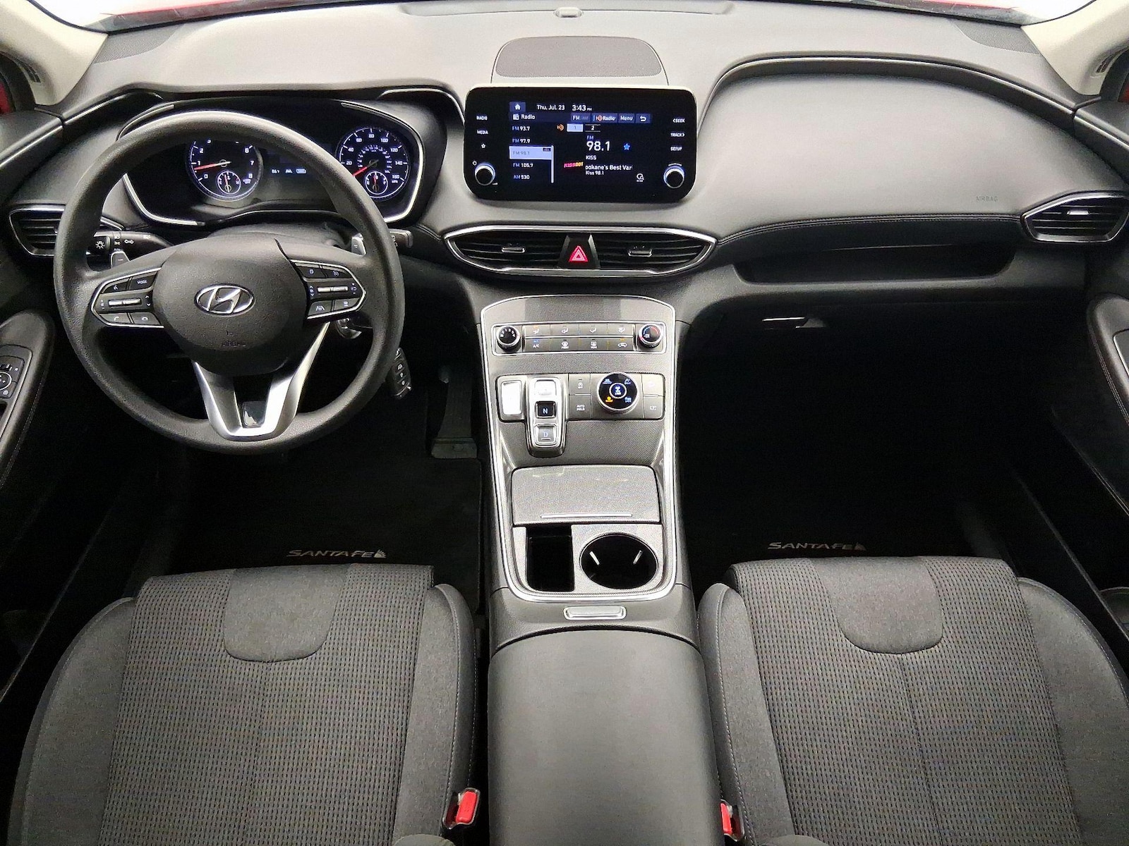 2021 Hyundai Santa Fe SE - Photo 10