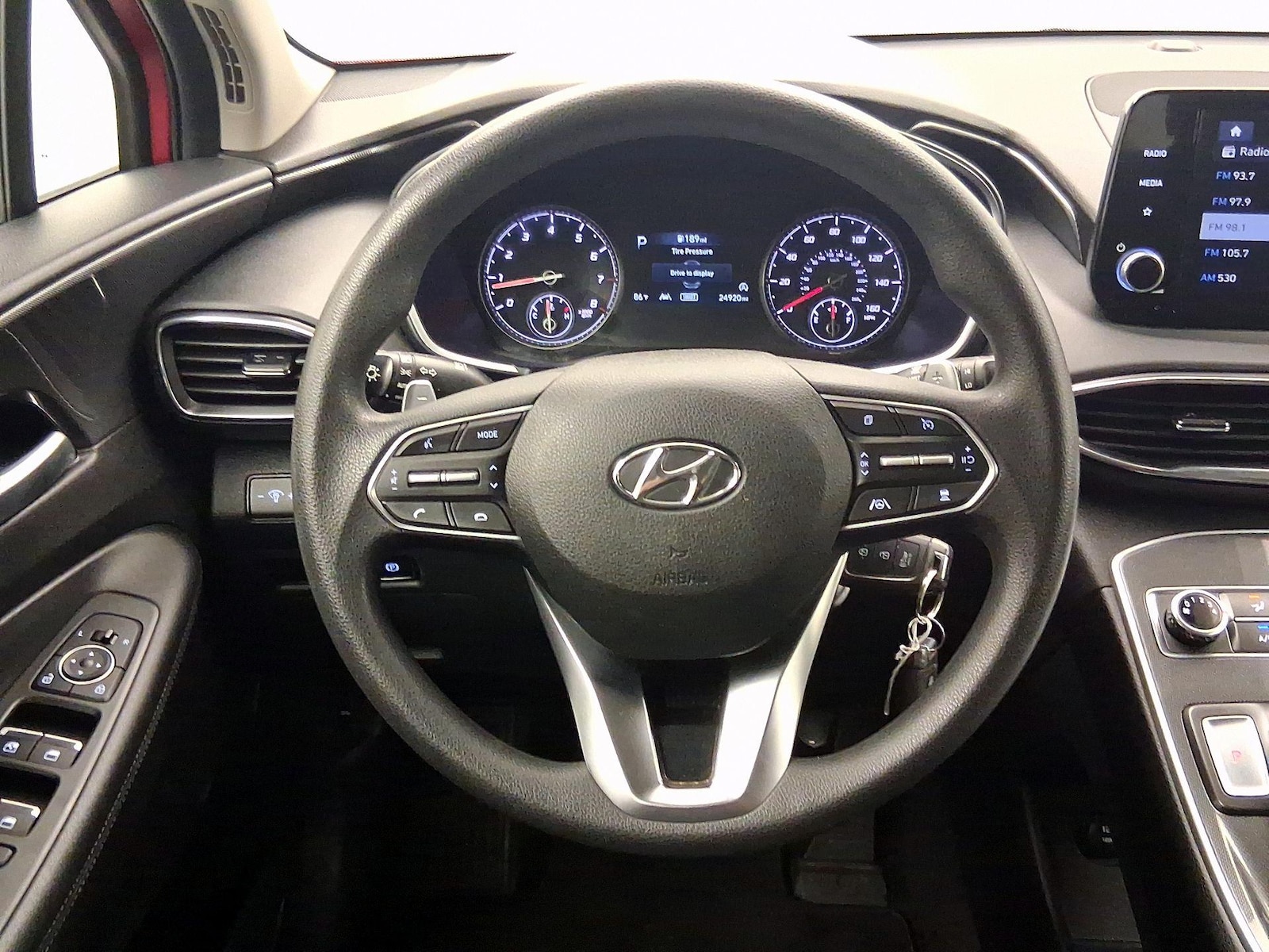 2021 Hyundai Santa Fe SE - Photo 11