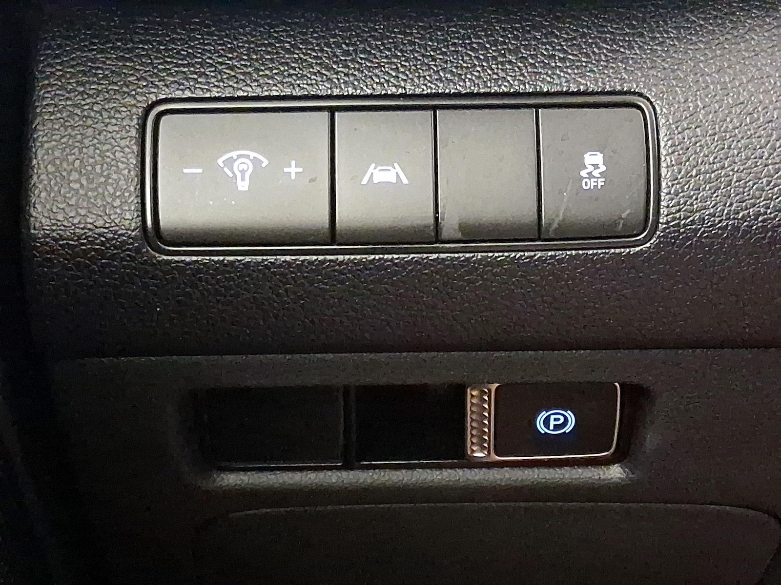 2021 Hyundai Santa Fe SE - Photo 14