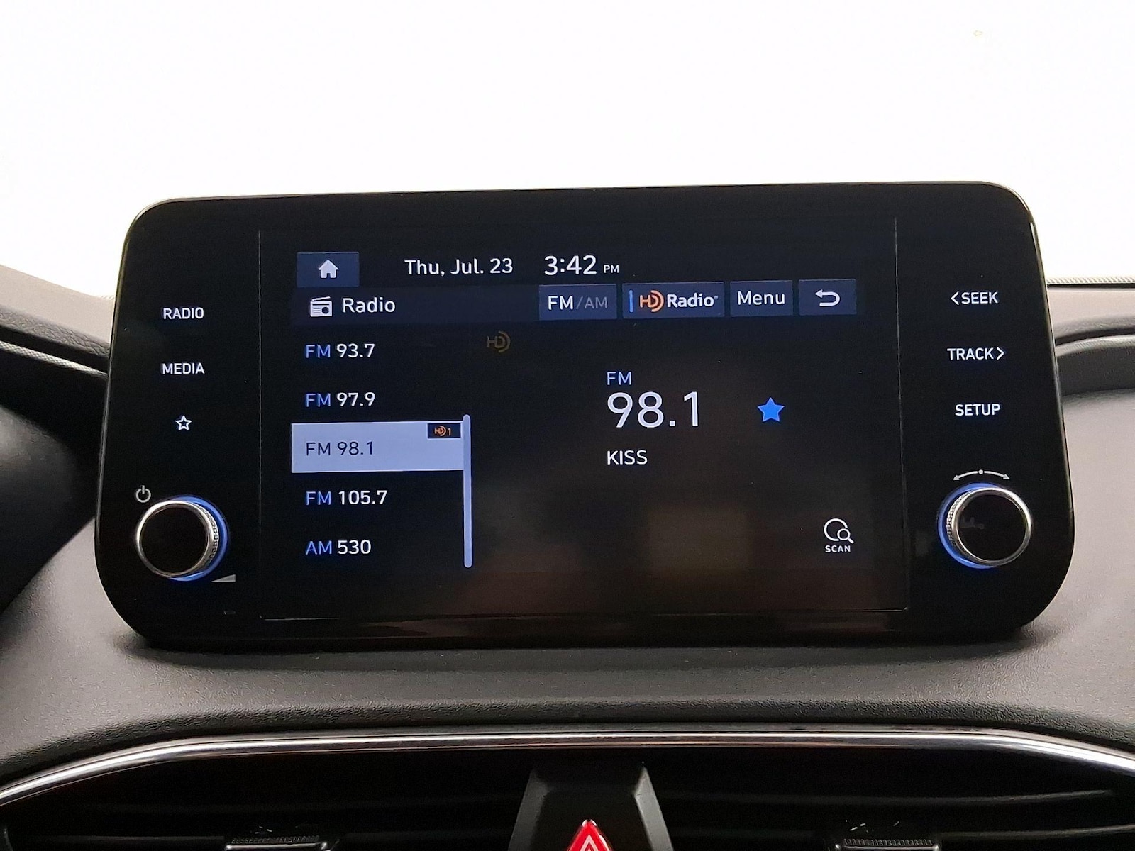2021 Hyundai Santa Fe SE - Photo 16