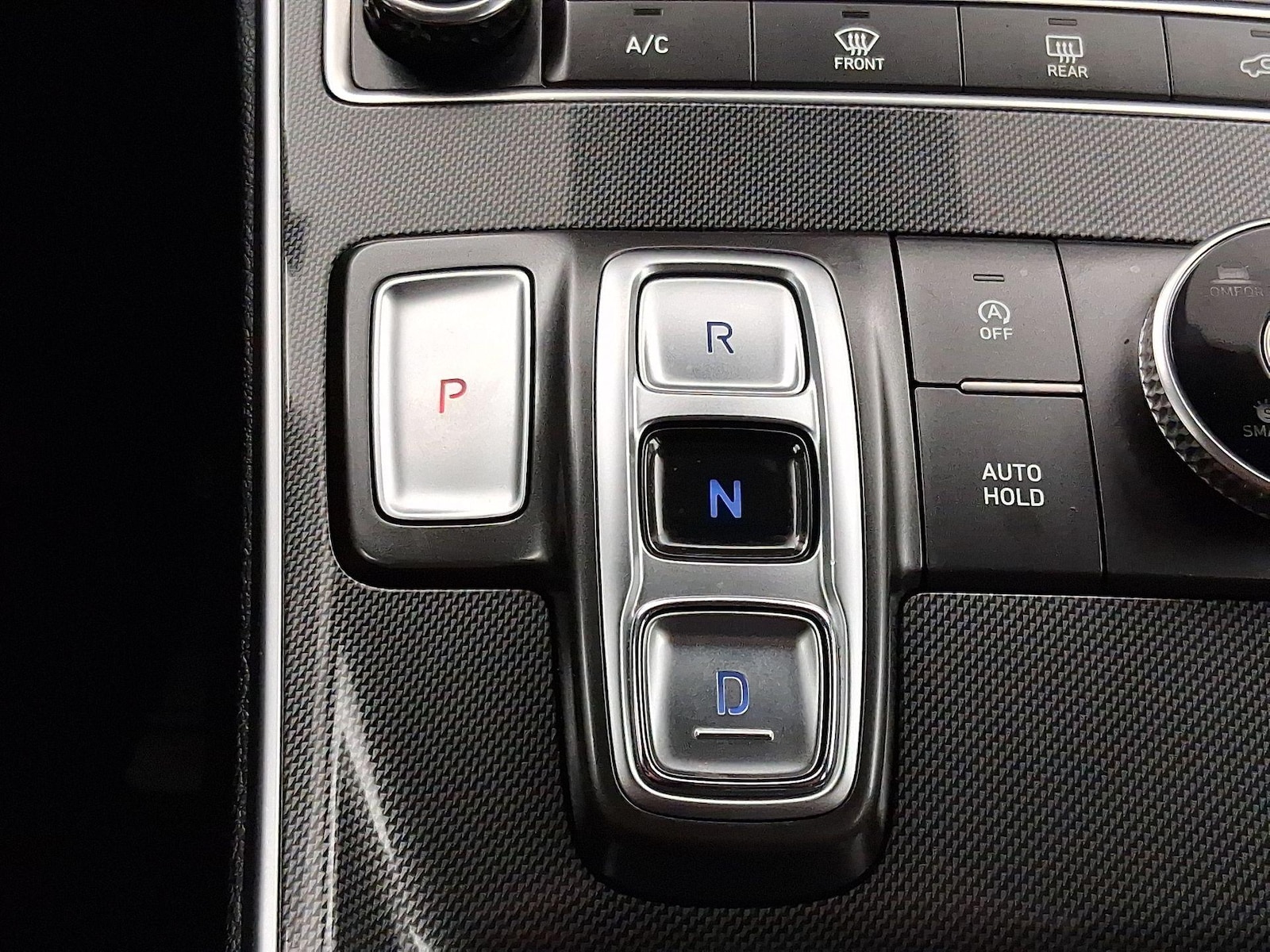 2021 Hyundai Santa Fe SE - Photo 18
