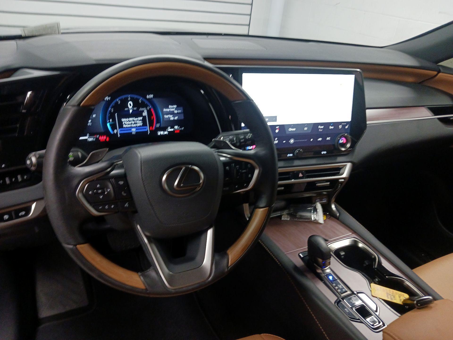 Thumbnail: 2025 Lexus RX - 9