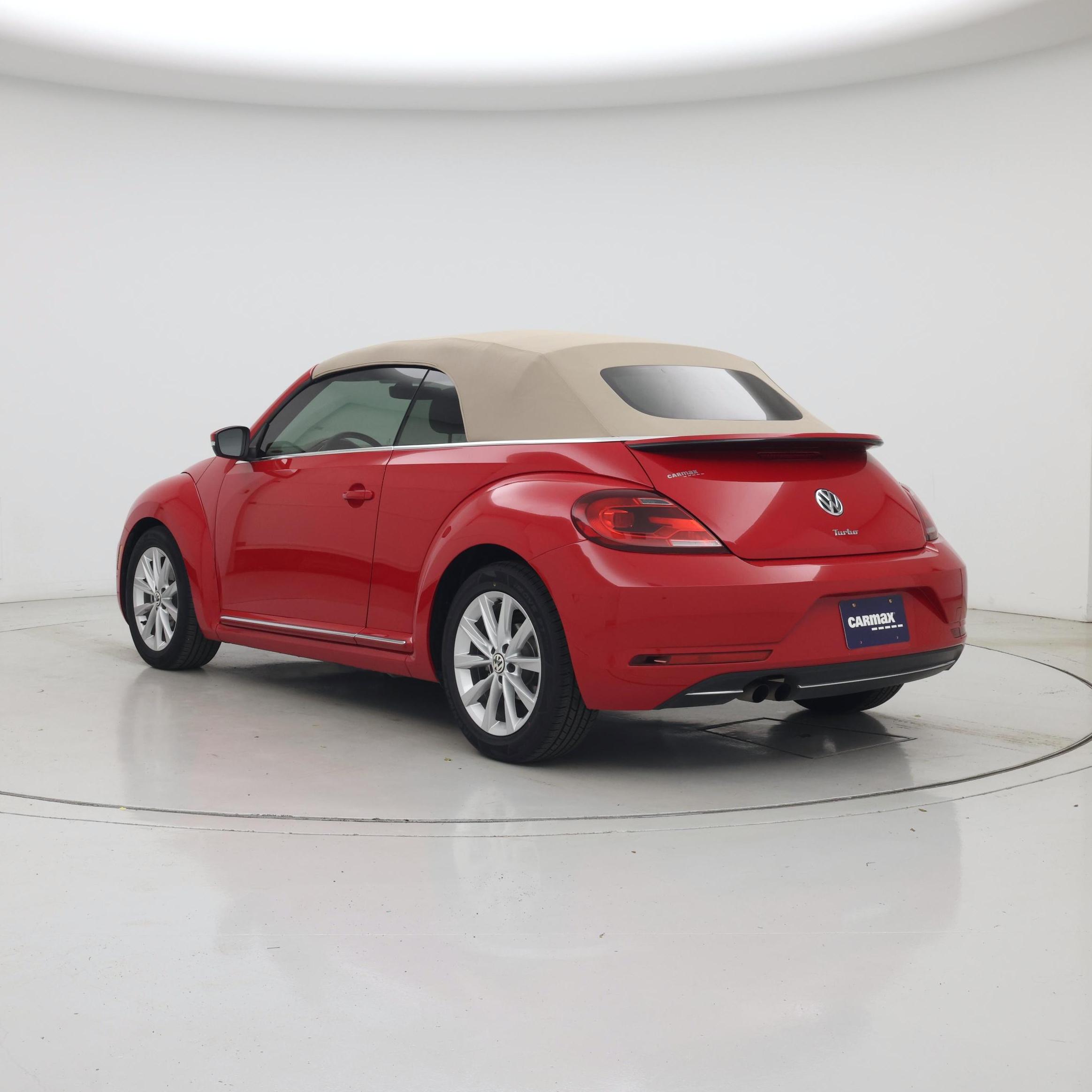 Thumbnail: 2019 Volkswagen Beetle - 2