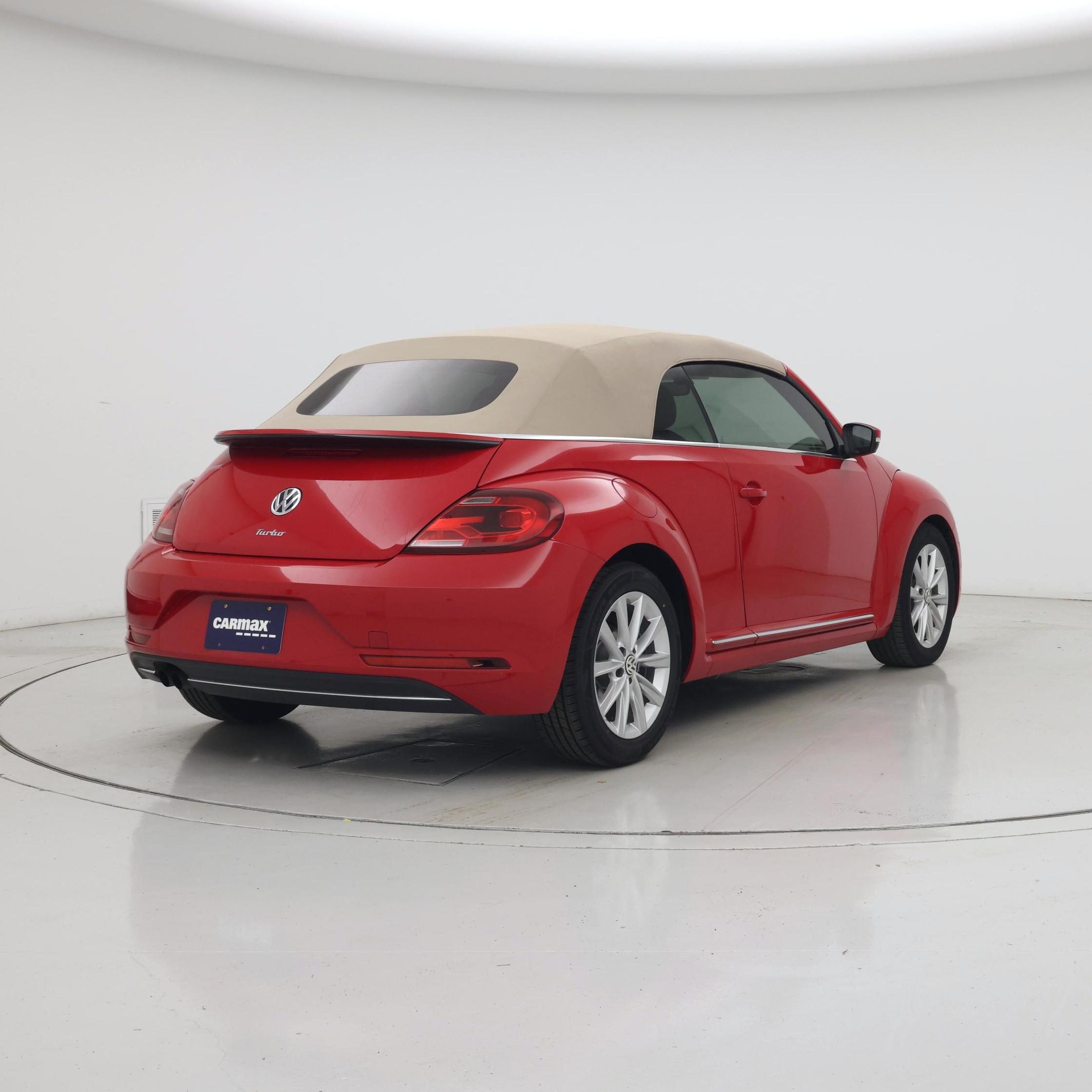 Thumbnail: 2019 Volkswagen Beetle - 8