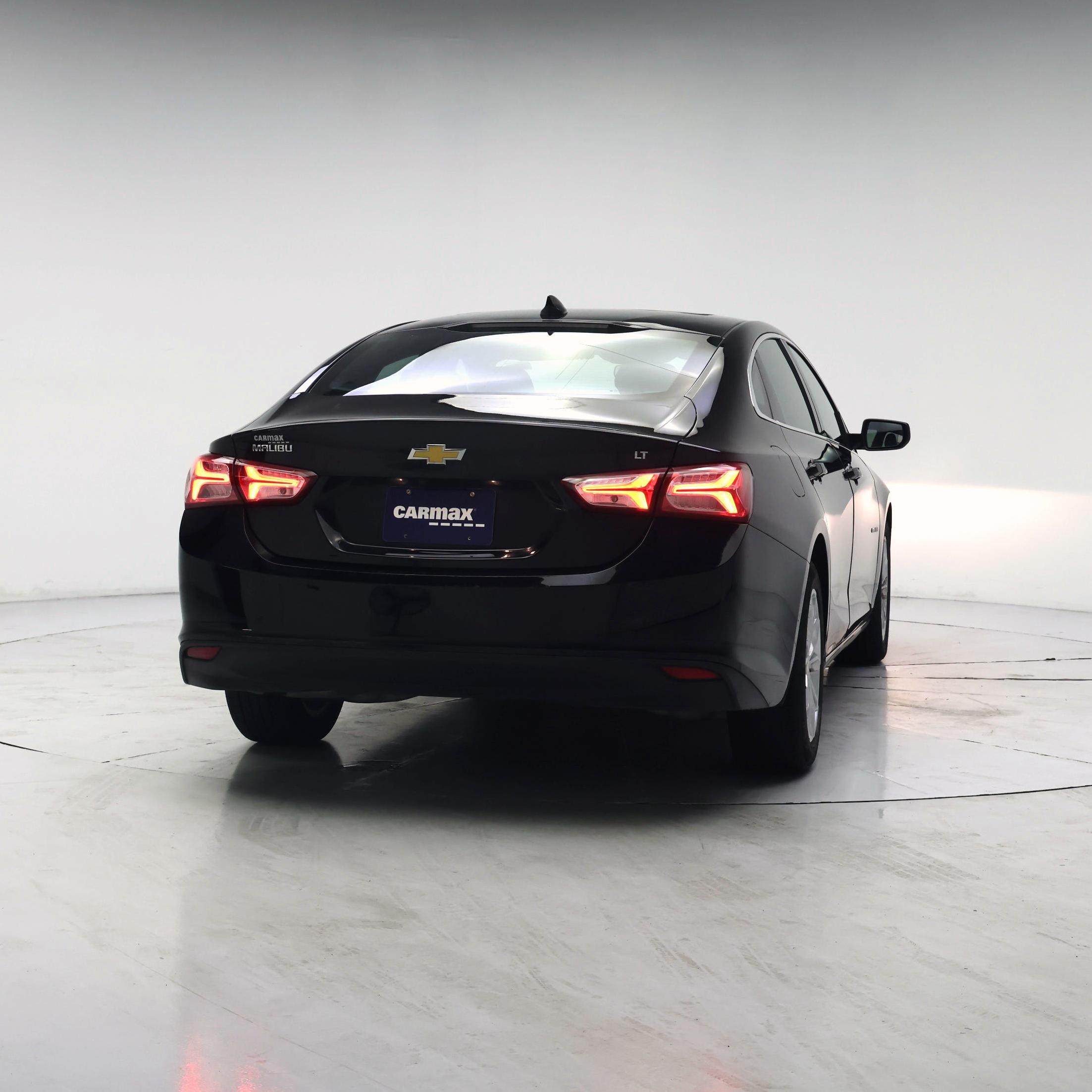 Thumbnail: 2022 Chevrolet Malibu - 8