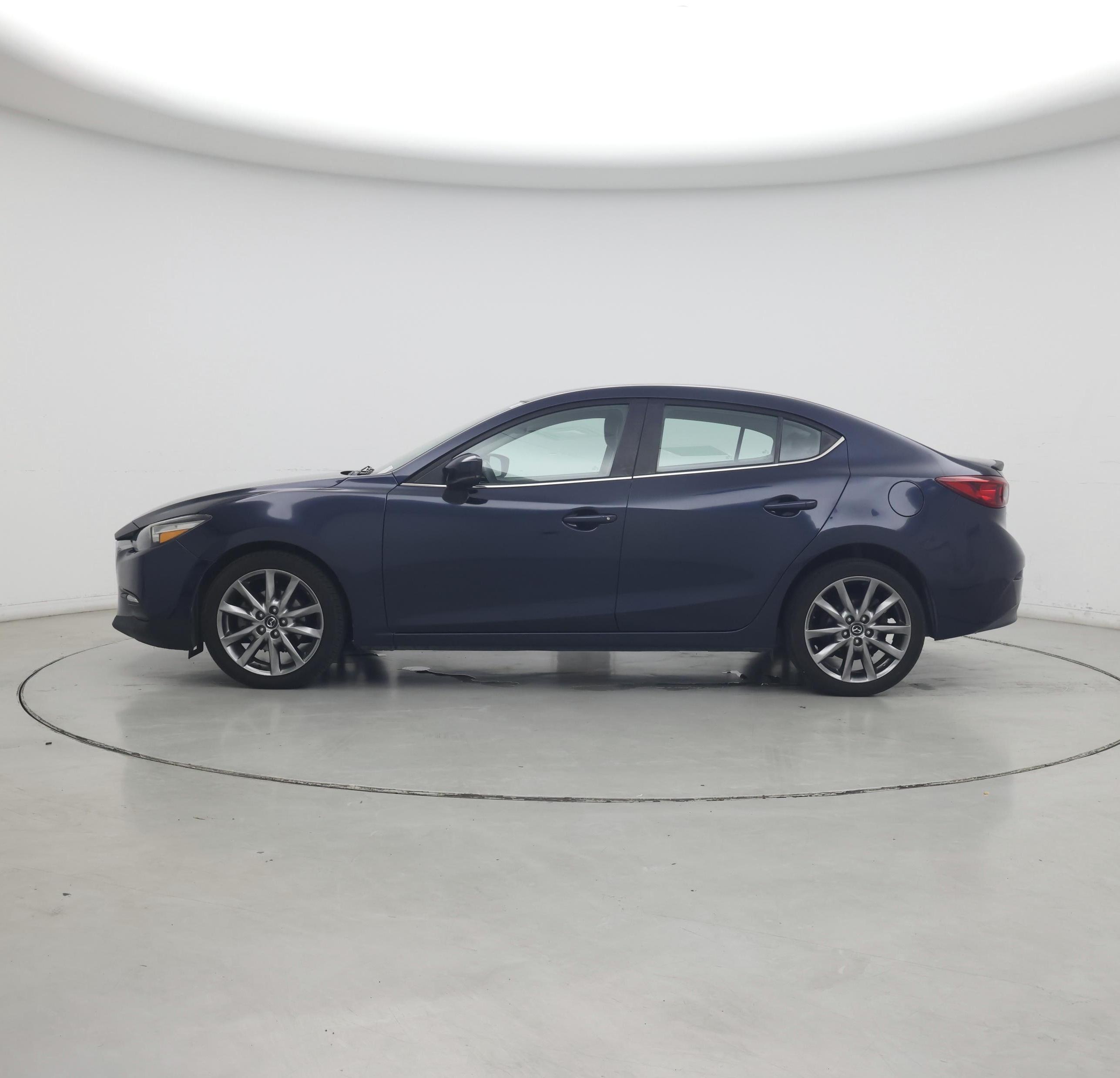 Thumbnail: 2018 Mazda Mazda3 - 3
