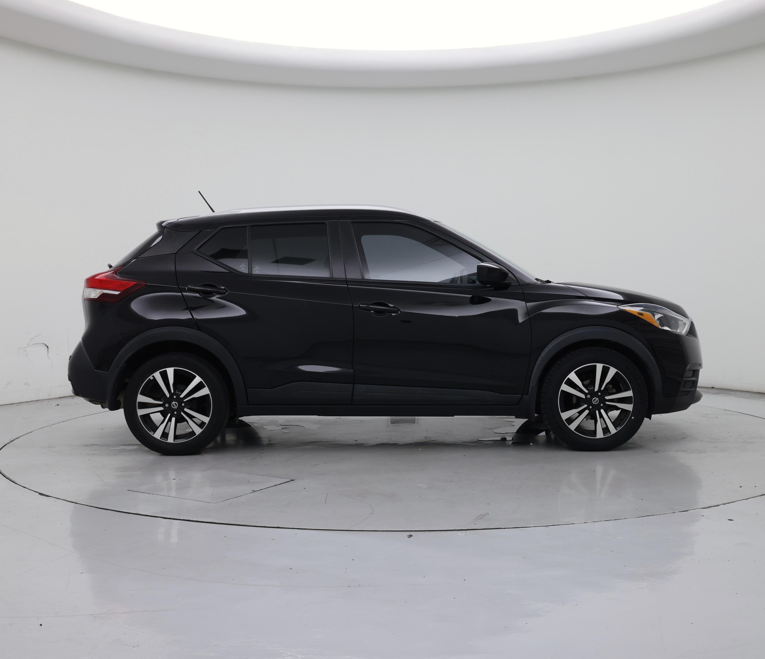 Thumbnail: 2020 Nissan Kicks - 7