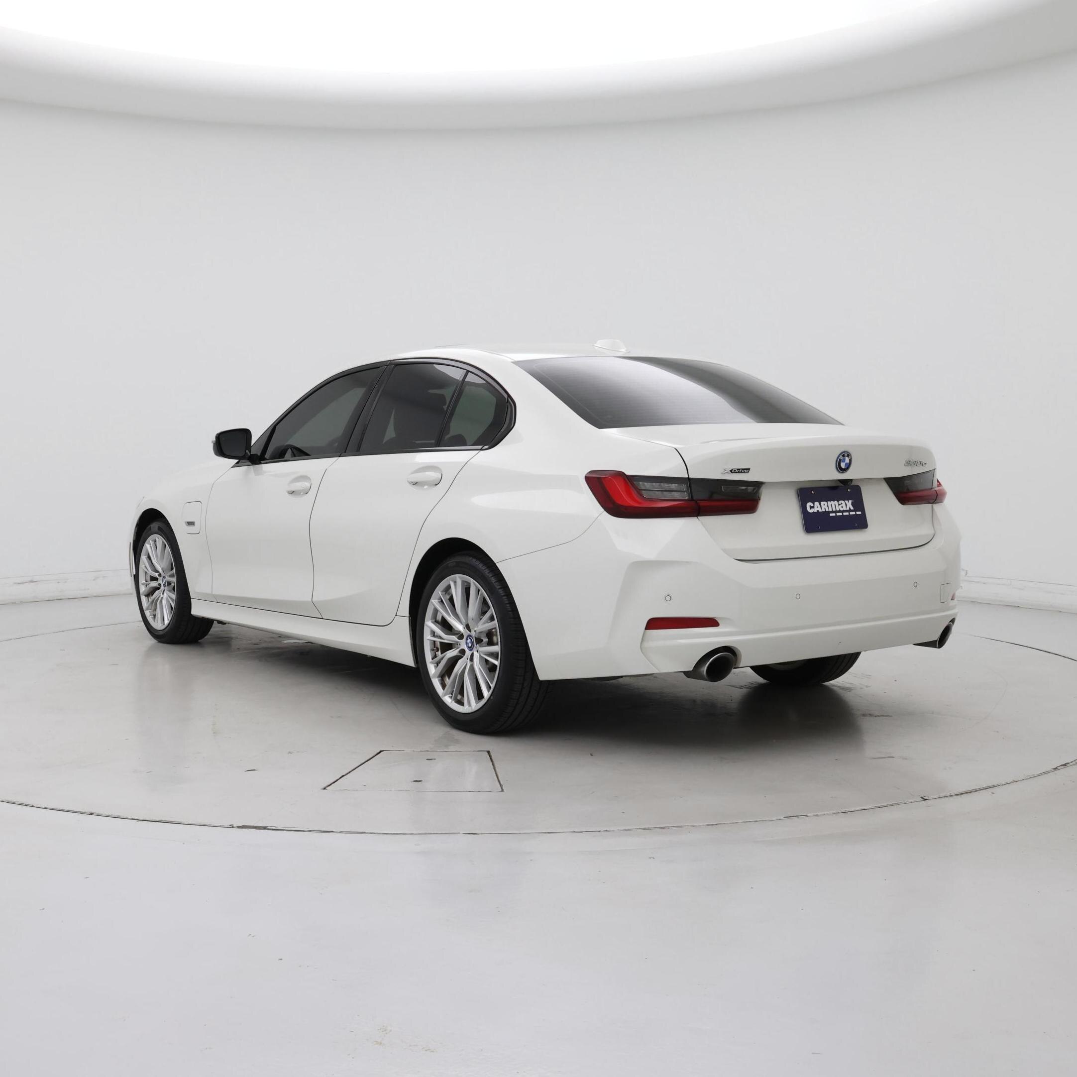 Thumbnail: 2023 BMW 3 Series - 2